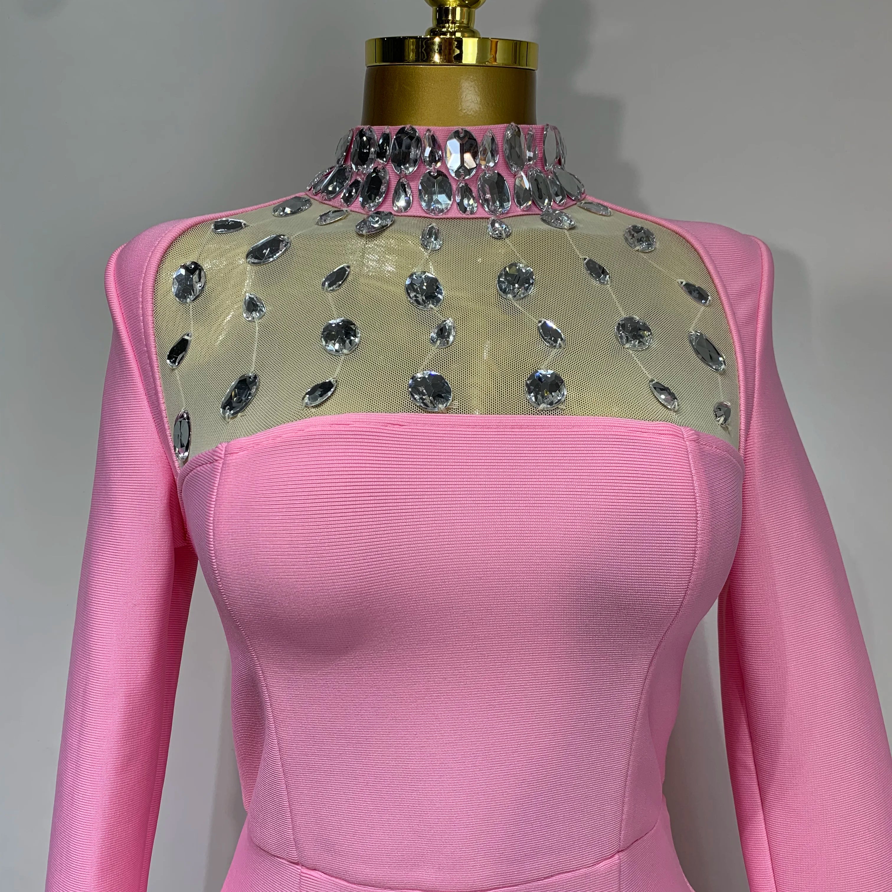 New Arrival 2025 Luxury Birthday Dresses Diamond Long Sleeve Pink Bodycon Bandage Dress Women Wedding Evening Prom Gowns