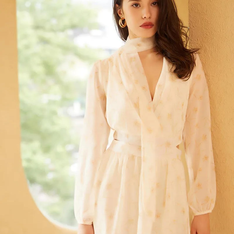 Polyester Daisy Floral White Dresses Women Elegant Long Sleeve Beach Dress V Neck Sexy Bandage Long Summer Dresses Women 2024