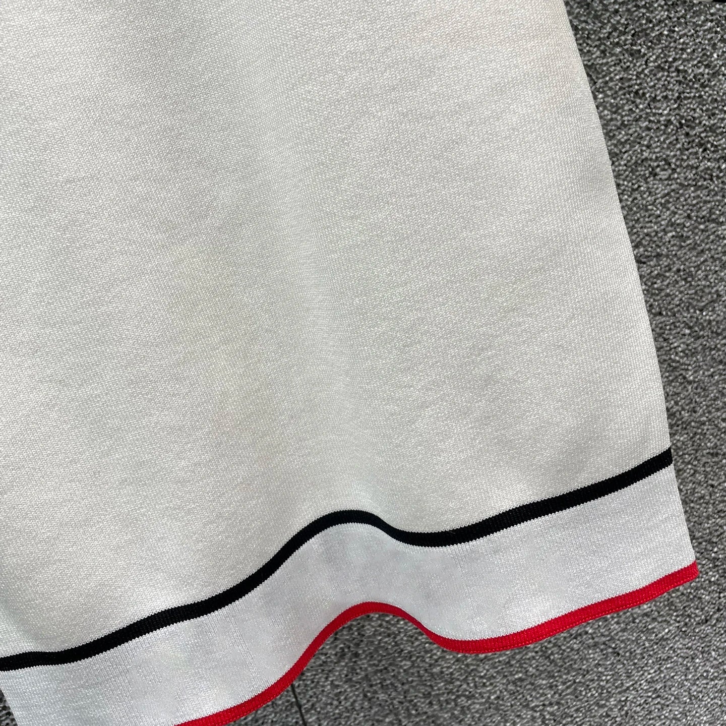 24 Spring/Summer New Women's Knitwear British style round neck short sleeved contrasting striped embroidered letter short T-shir