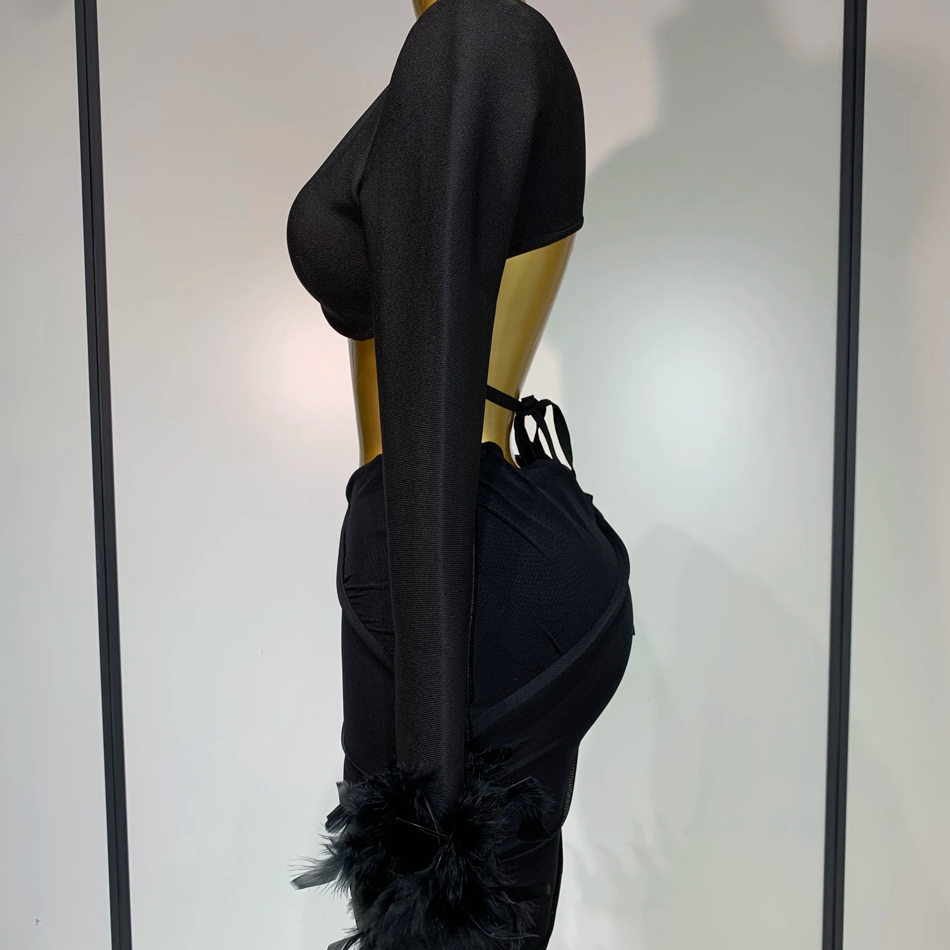 Luxury Birthday Dress Women Sexy Long Sleeve Feather Black Mesh Mini Bodycon Bandage Dress Elegant Evening Club Party Dress ﻿