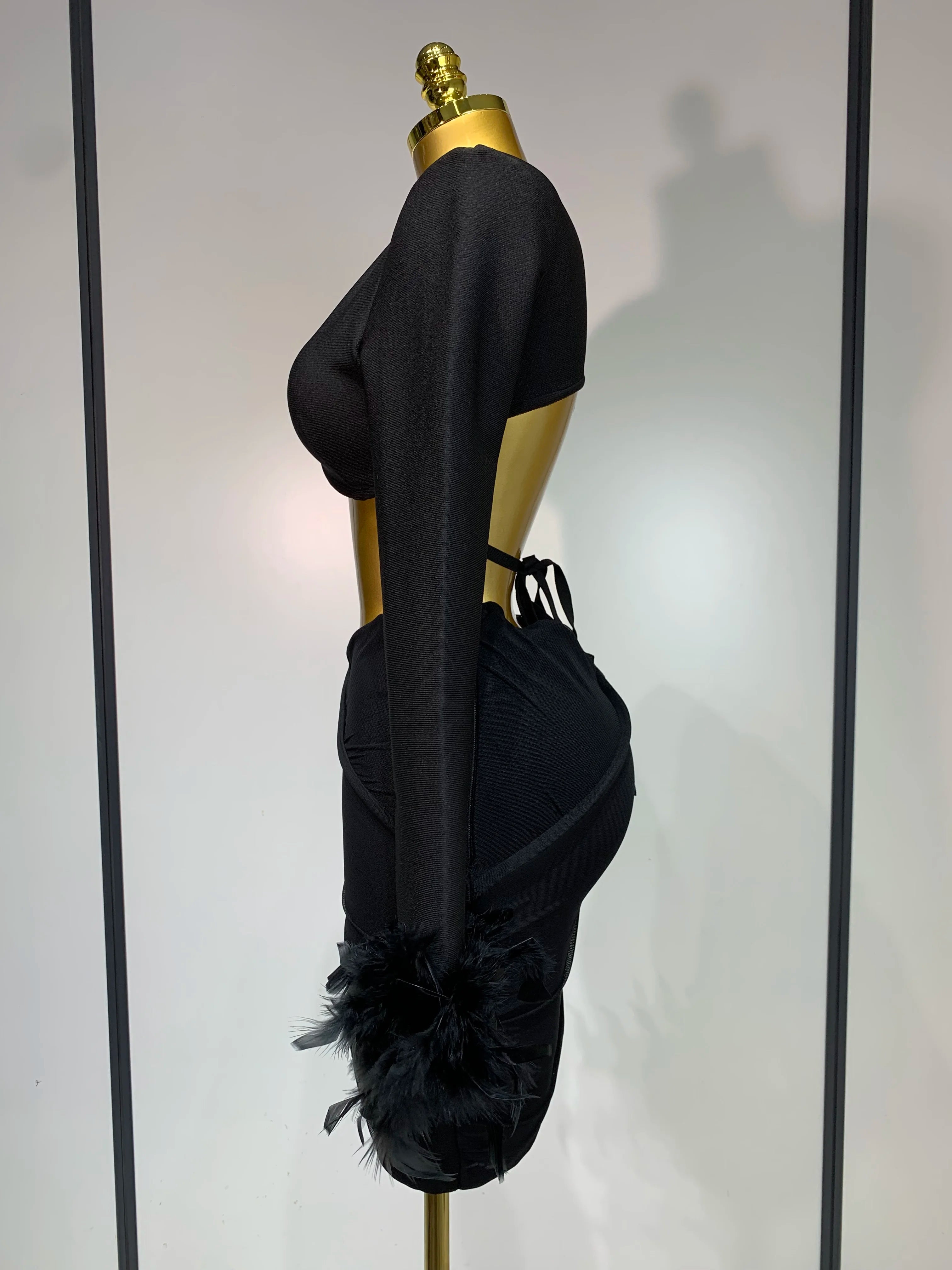 Luxury Birthday Dress Women Sexy Long Sleeve Feather Black Mesh Mini Bodycon Bandage Dress Elegant Evening Club Party Dress ﻿