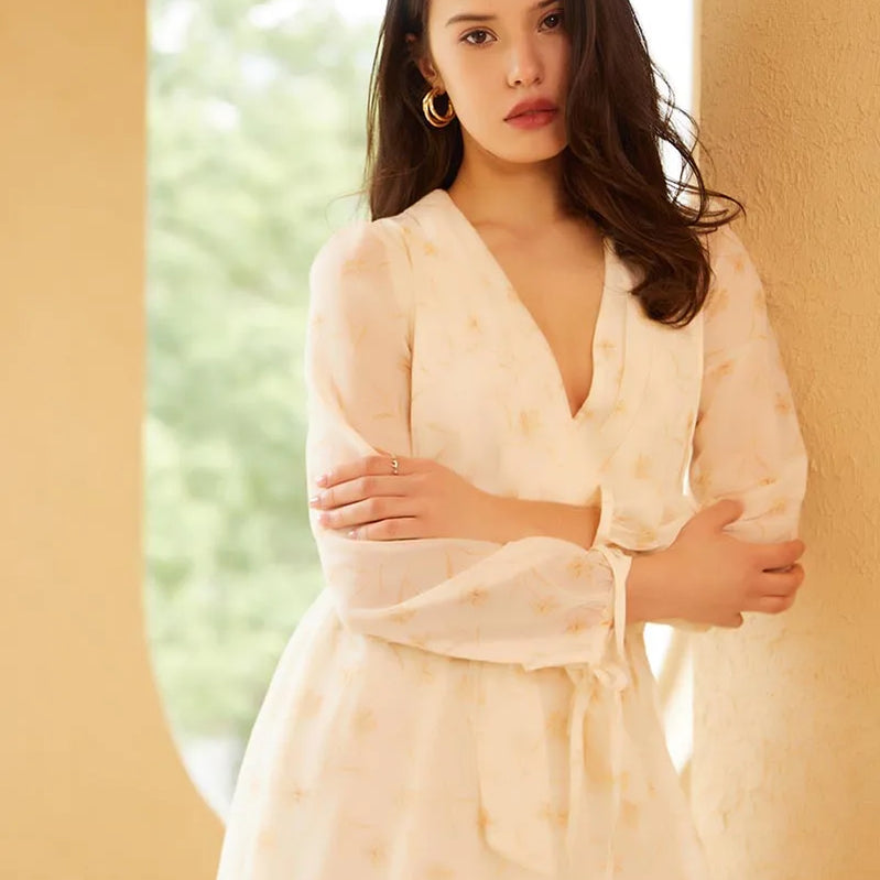 Polyester Daisy Floral White Dresses Women Elegant Long Sleeve Beach Dress V Neck Sexy Bandage Long Summer Dresses Women 2024