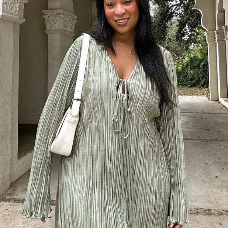 CM.YAYA Long Sleeve Women V-neck Pleated Dress Casual Streetwear Plus Size Mini Dresses 2024 Autumn Slim Party Casual