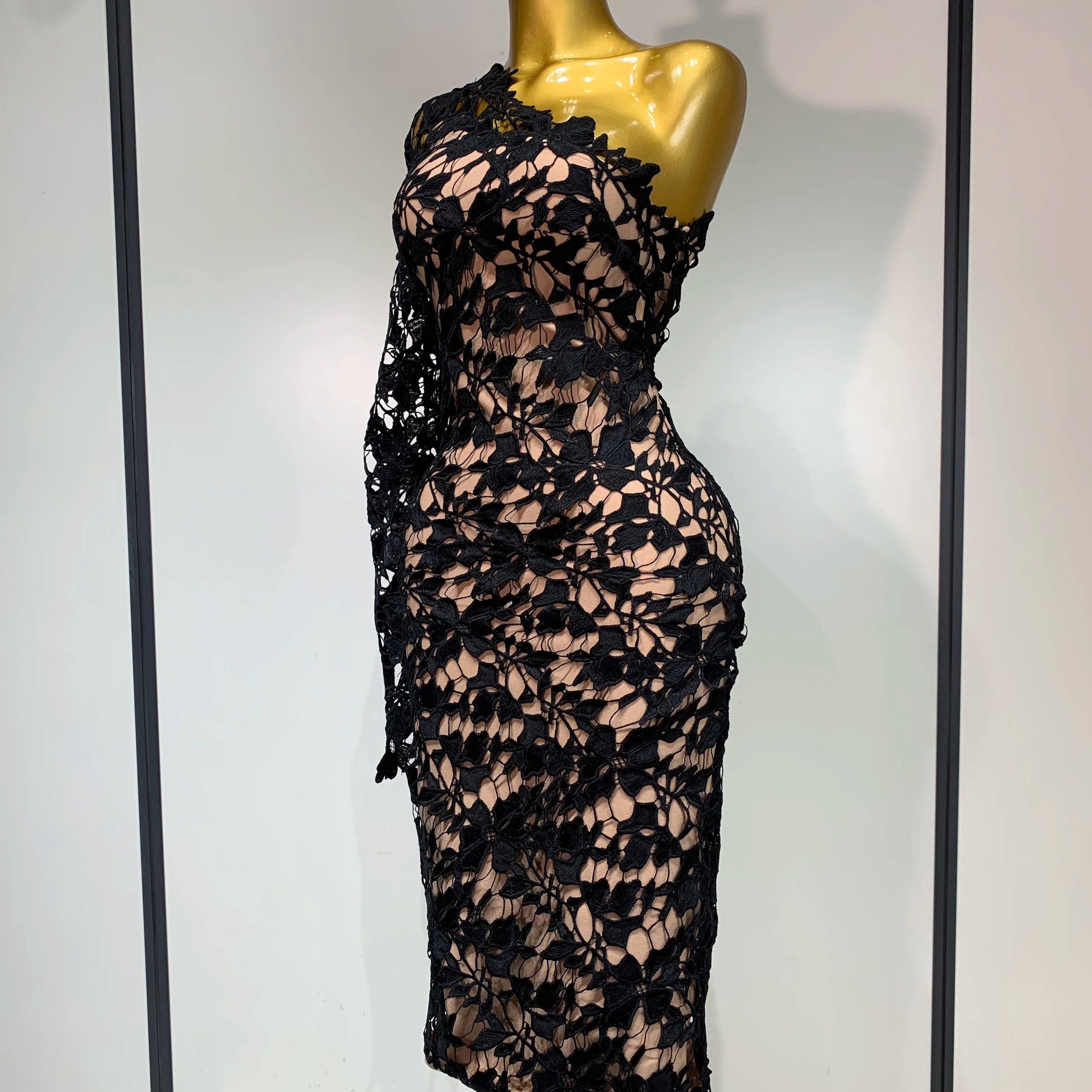 Women Sexy Lace Patchtop Bandage Dress Diagonal Collar Single Shoulder Long Sleeve Bodycon Dress Party Luxury Birthday Dresses