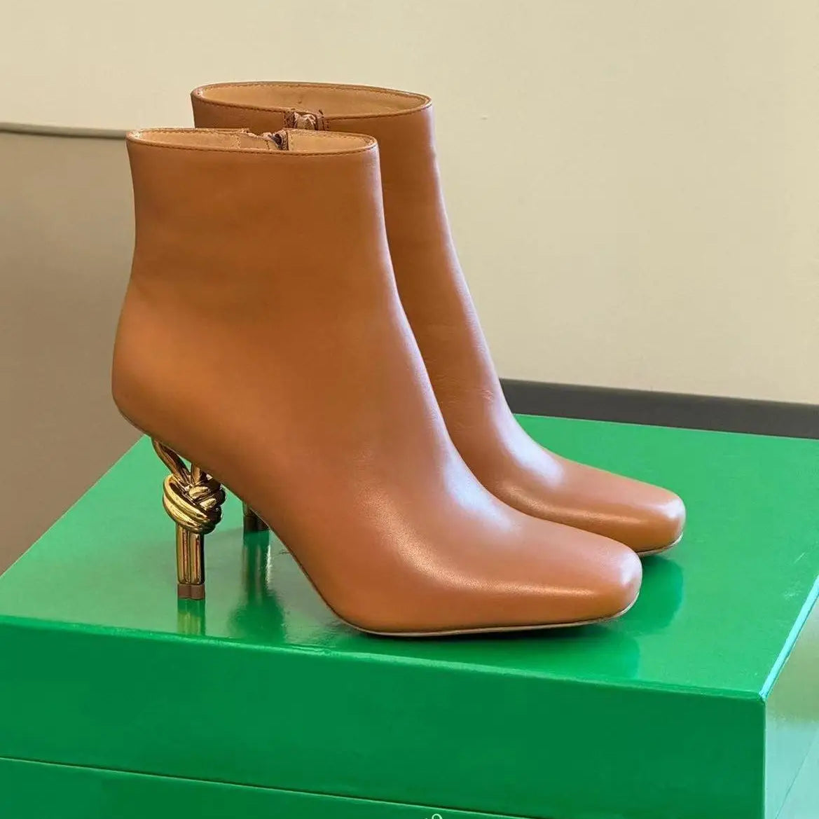 New Arrival Women Metal Knot Shaped Heel Boots High Heel Ankle Nude Boots Elegant Office Side Zip Square Toe Heels Boots