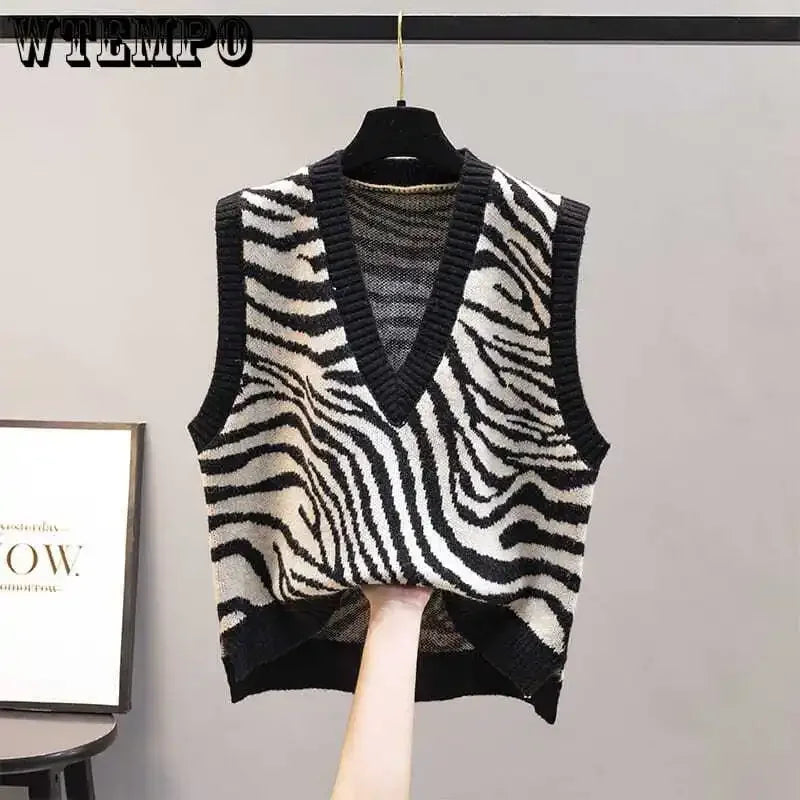 Women's Sexy Sleeveless Knitted Vest Autumn Leopard Sweater Crop Sleeveless Knitting Jumper Ladies V Neck Pullovers