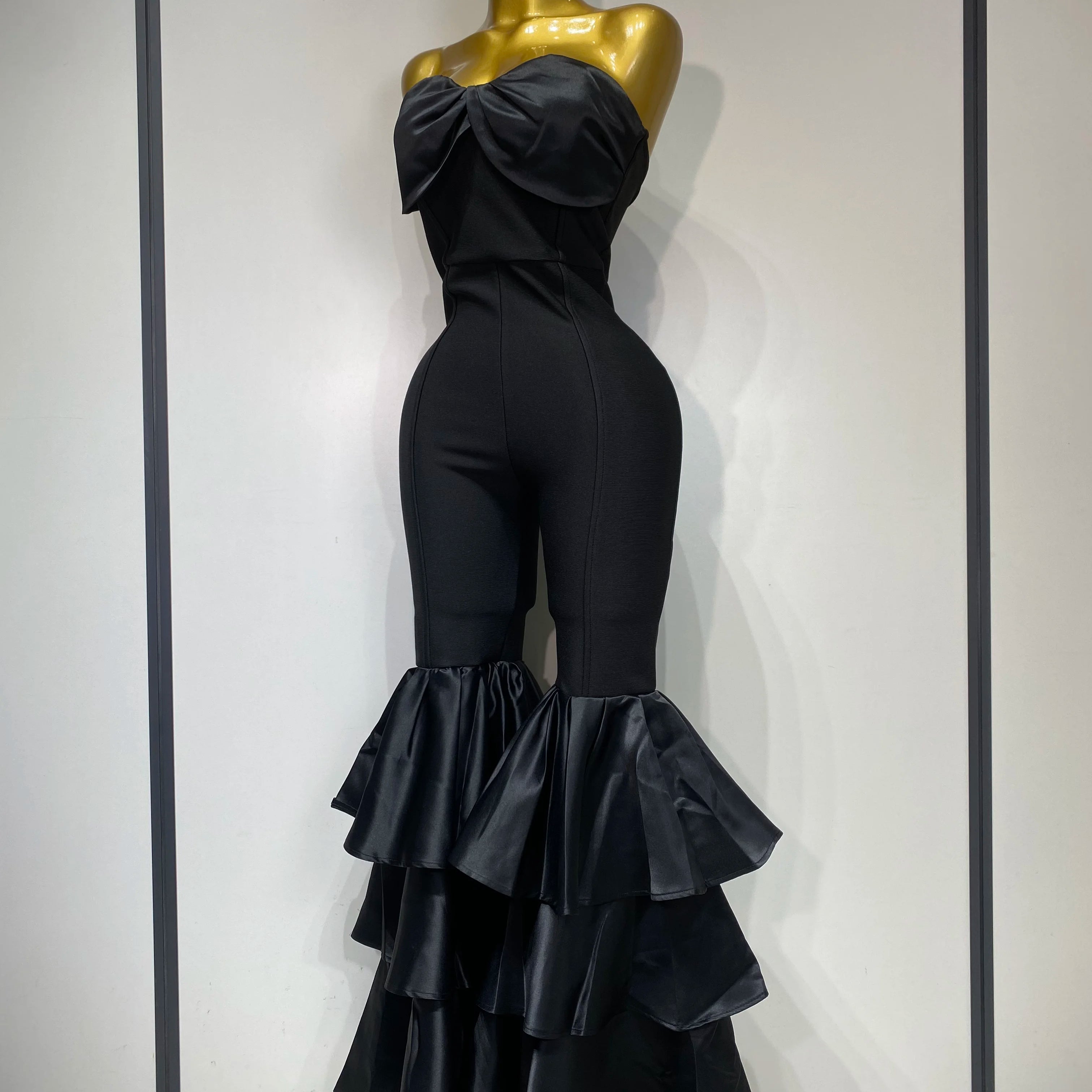 Women Luxury Birthday Sexy Strapless Ruffles Bodycon Flare Black Bandage Jumpsuit 2025 Celebrity Designer High Street Rompers