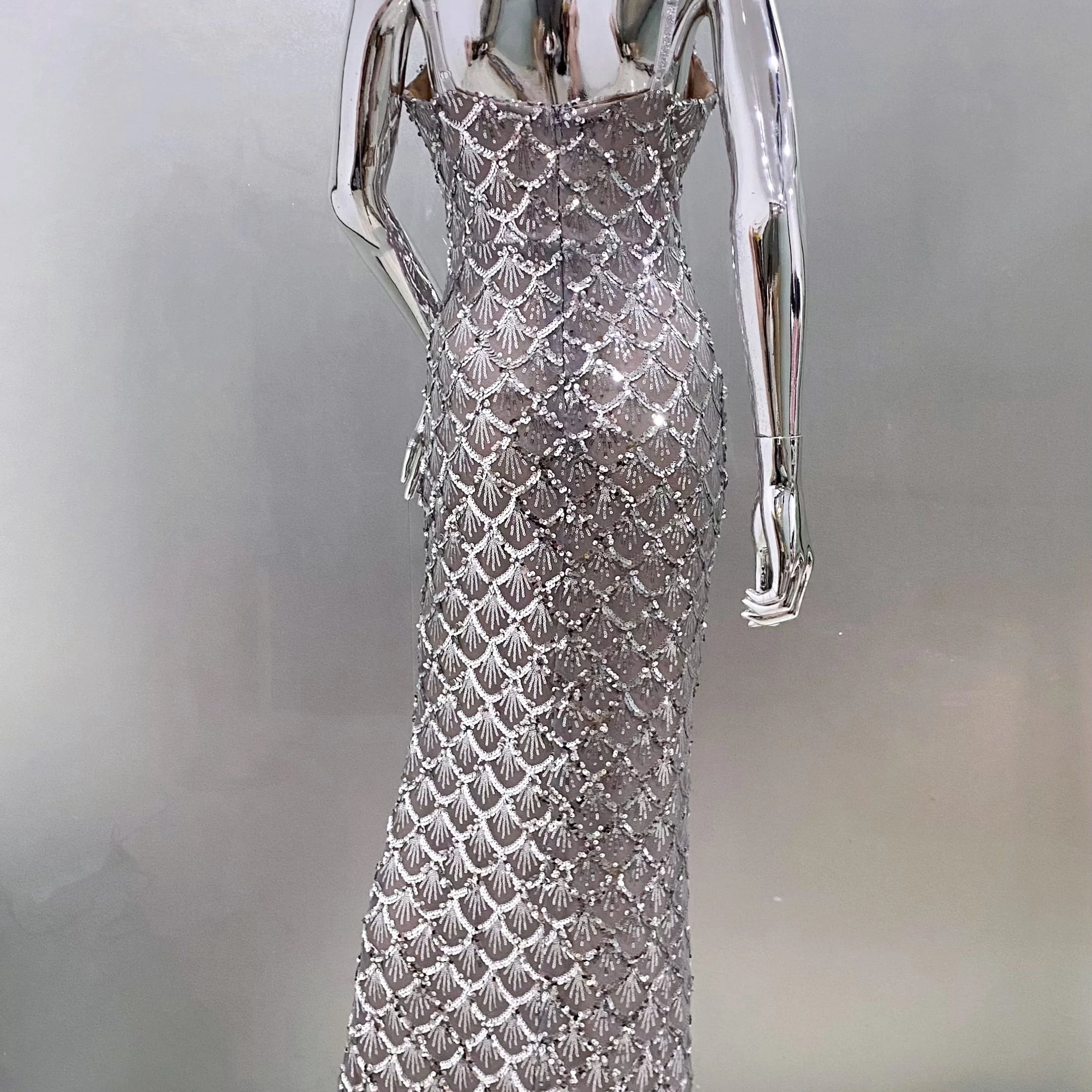 Sparkling  Sliver Sequins Sexy V-Neck Spaghetti Strapless Floor Length Dress Graceful Evening Dress Celebrity Party Outfit