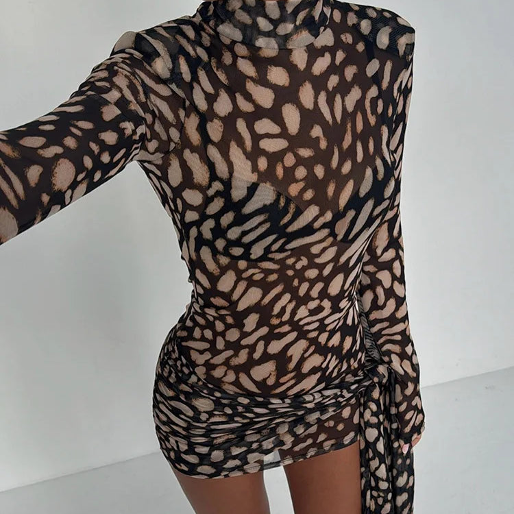 Mini robe sexy en maille à imprimé léopard pour femme, tenue tendance à col roulé, drapée, froncée, taille haute, tenue de club