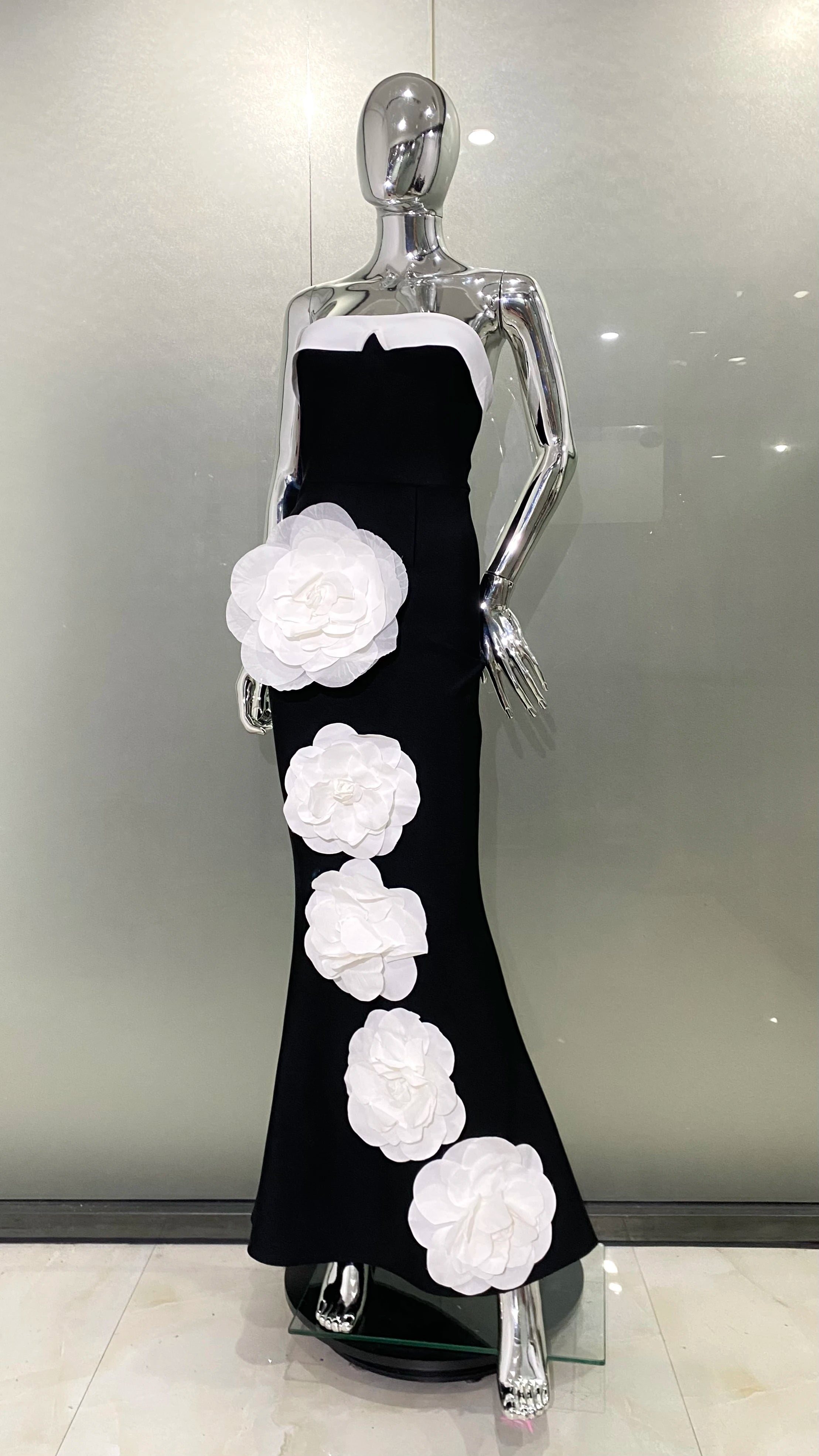 New Arrival Women Sexy Strapless Bodycon Long Bandage Dress White Florals Elegant Evening Party Celebrate Birthday Dress