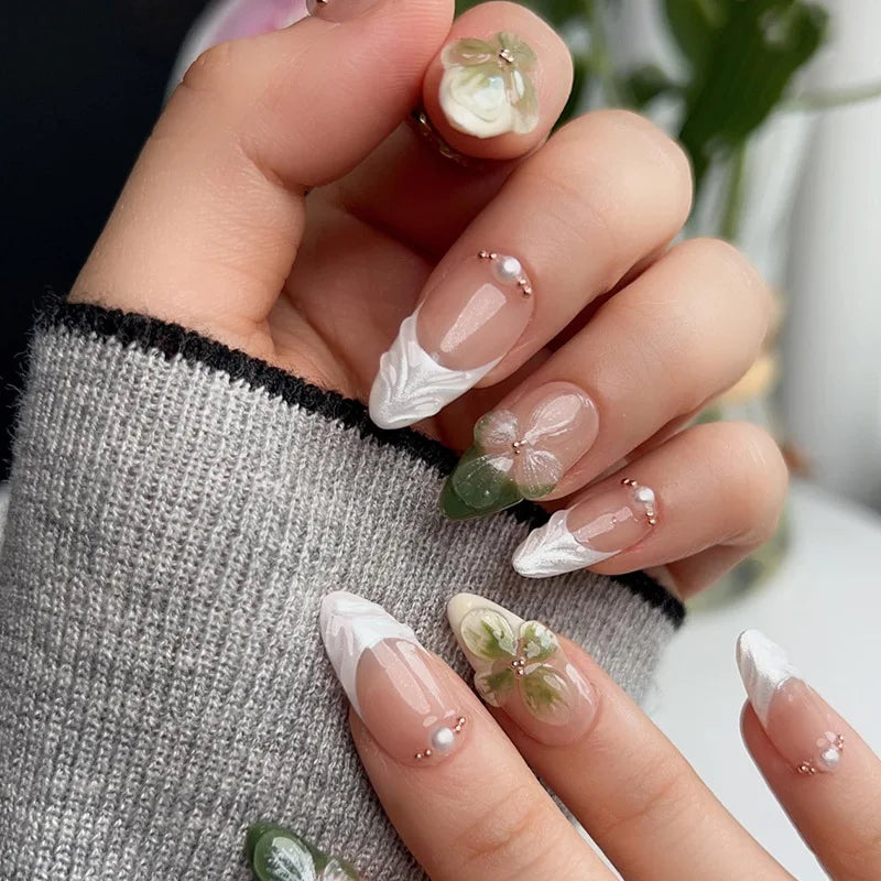 24Pcs 3D Shell Pattern Press on False Nails with Green Camellia Design Short Round Head Wearable Almond French Fake Nail Set