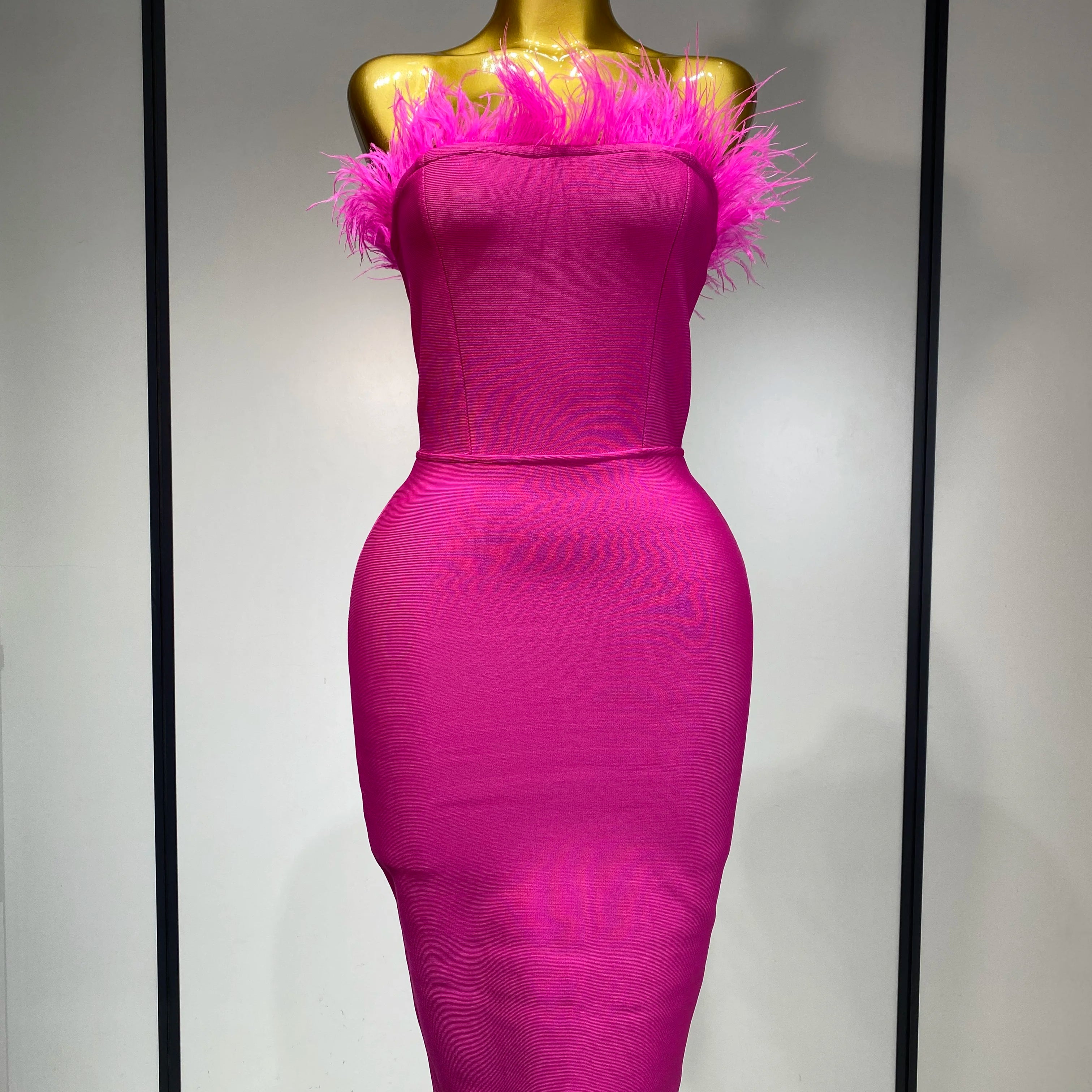 Women Sexy Backless Yellow Bodycon Bandage Dress Strapless Celebirty Elegant Feather Dresses Luxury Birthday Club Party Outfit