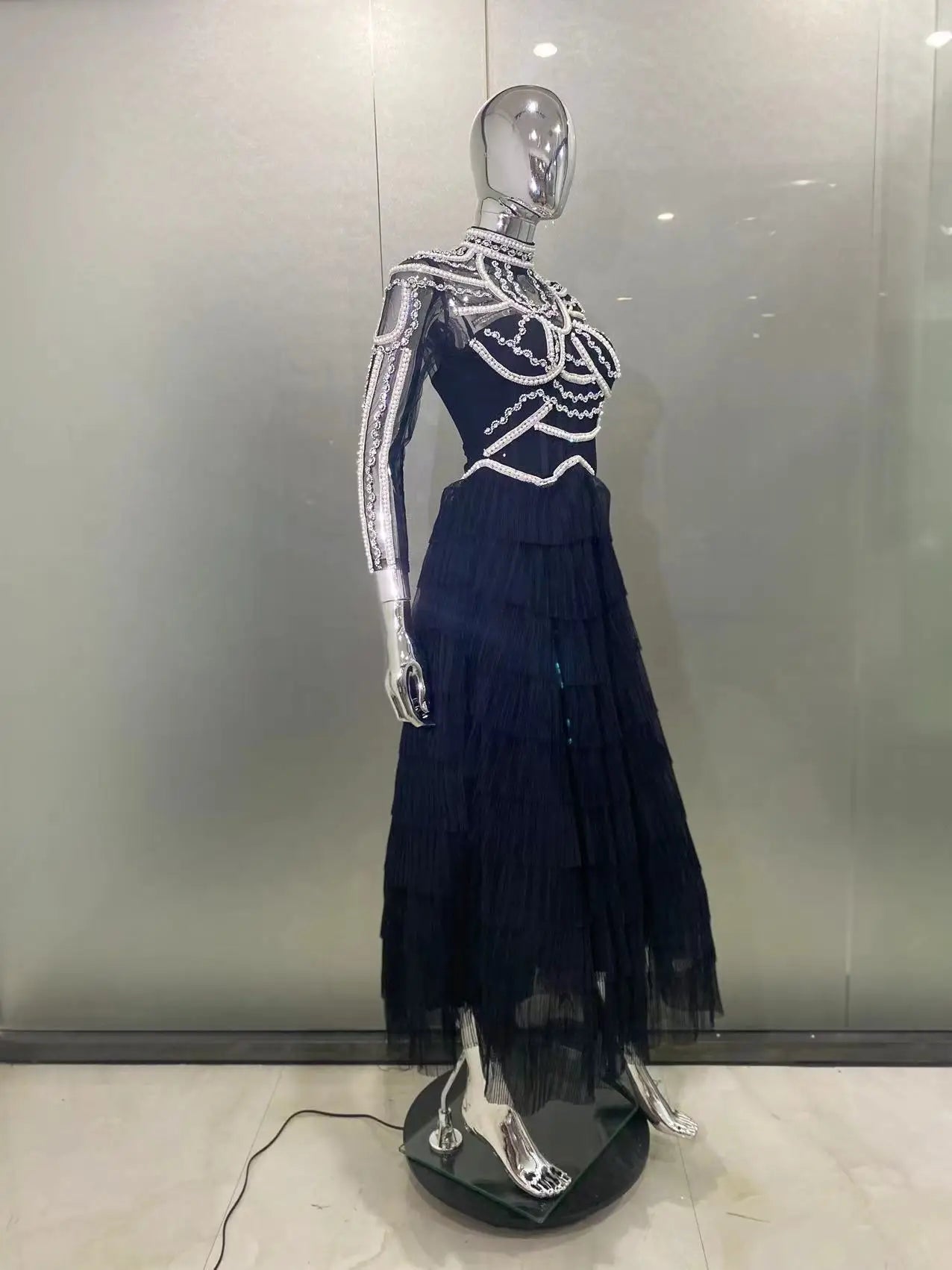 Elegant Red Carpet Evening Party Dress Women Long Sleeve Sexy Shinning Crystal Pearl Beading Ball Gown Long Dress 2024 New Style