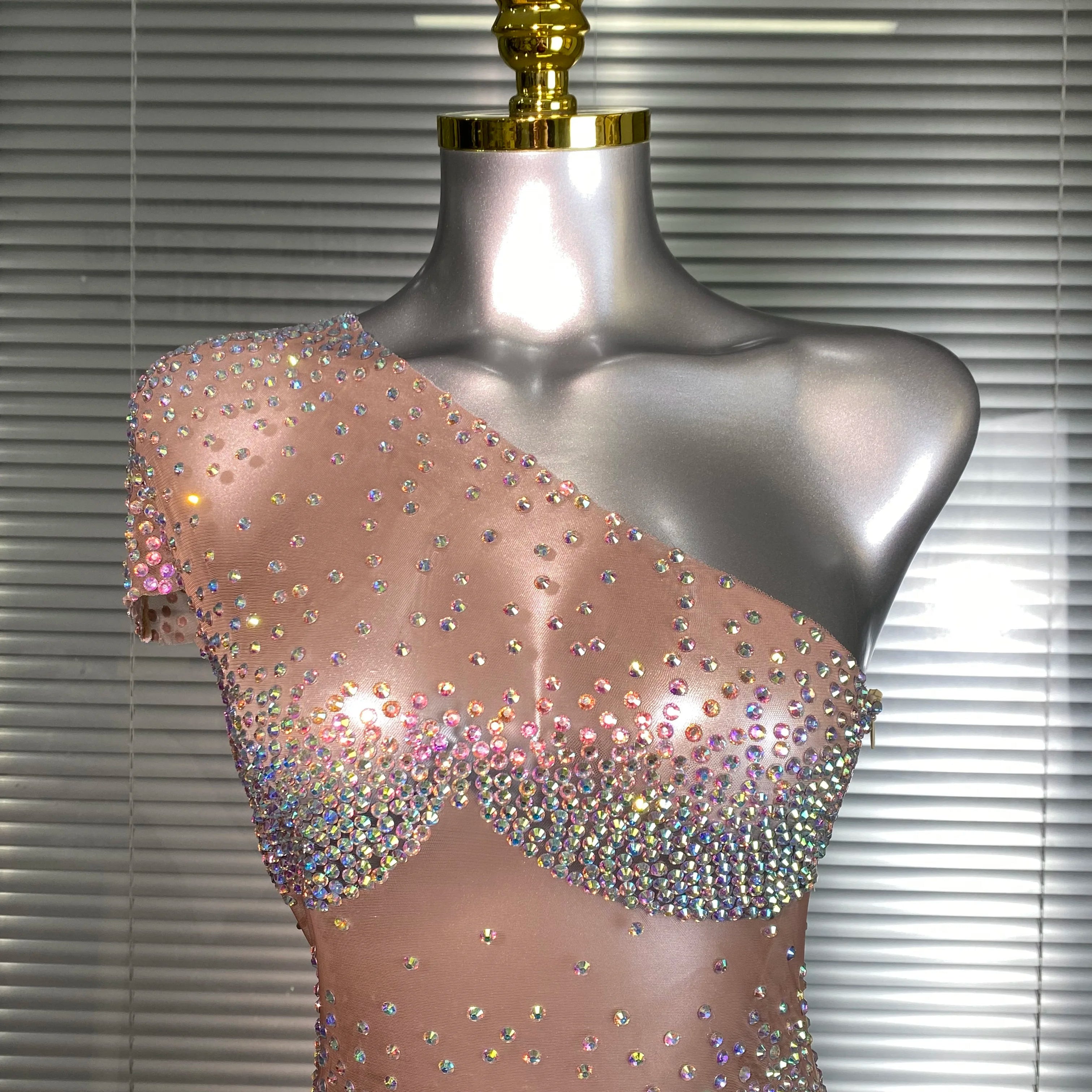 Celebrity New Women Sexy One Shoulder Mesh Sheer Crystal Rhinestones Stage Costume Stage Dancer Night Club Tank Mini Party Dress