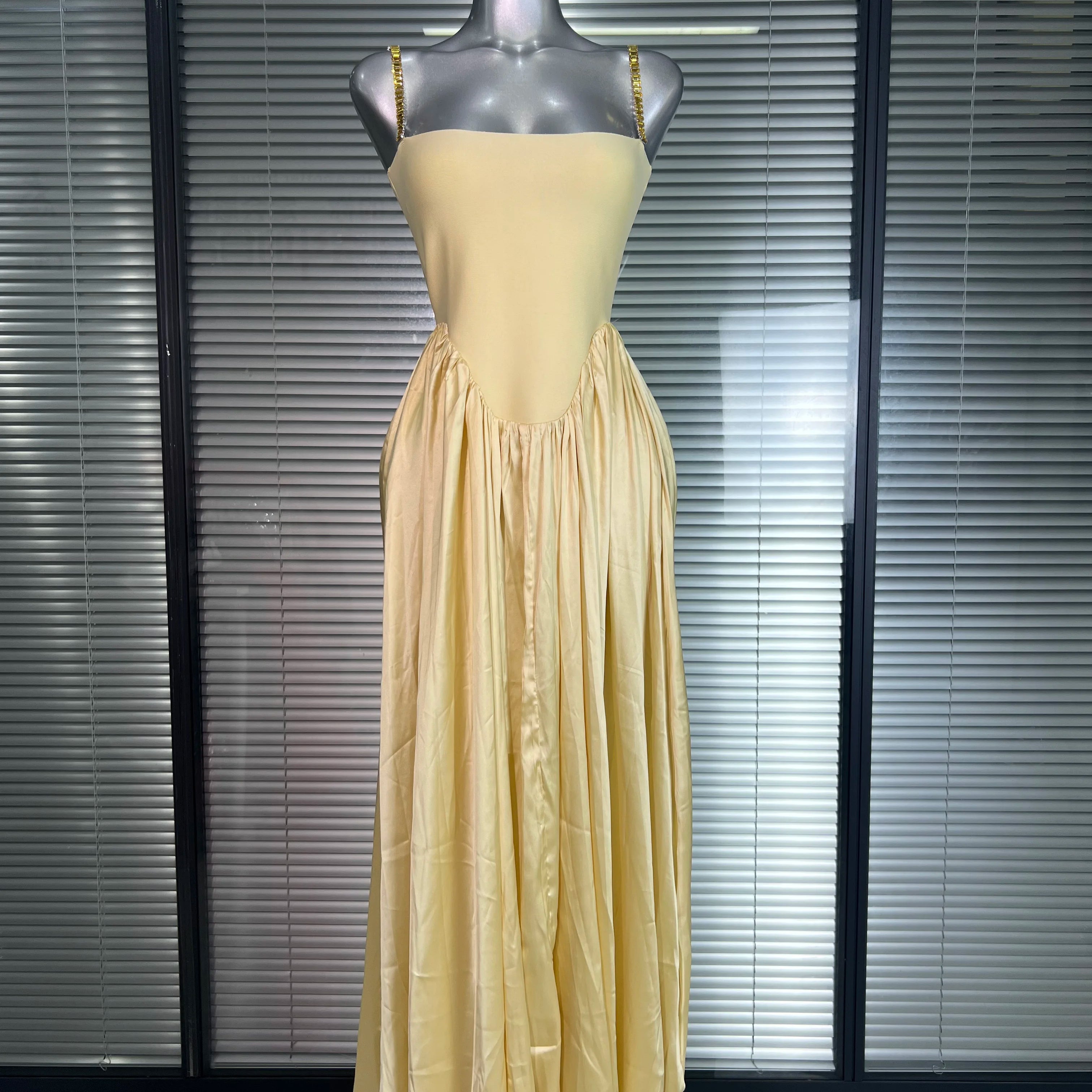 Summer New 2025 Women Luxury Sexy Chain Straps Yellow Long Gowns Bandage Dress Elegant Celebrity Evening Party Dress