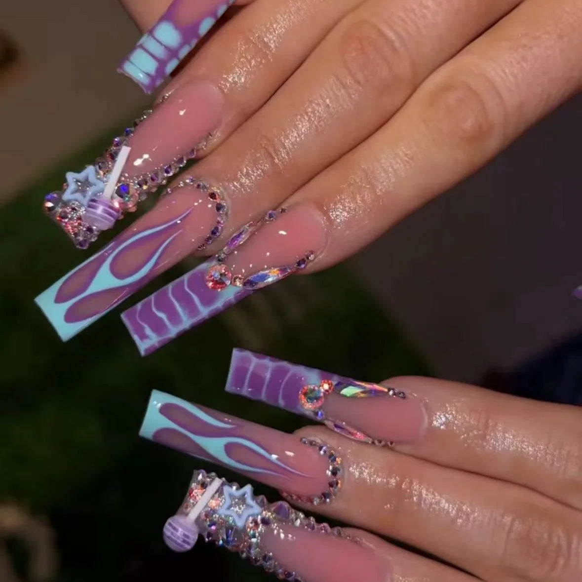 24Pcs Long Square Head Nails Set Press on Lollipop Rhinestone Design Fake Nails Blue French Wearable Full Cover False Nails Tips