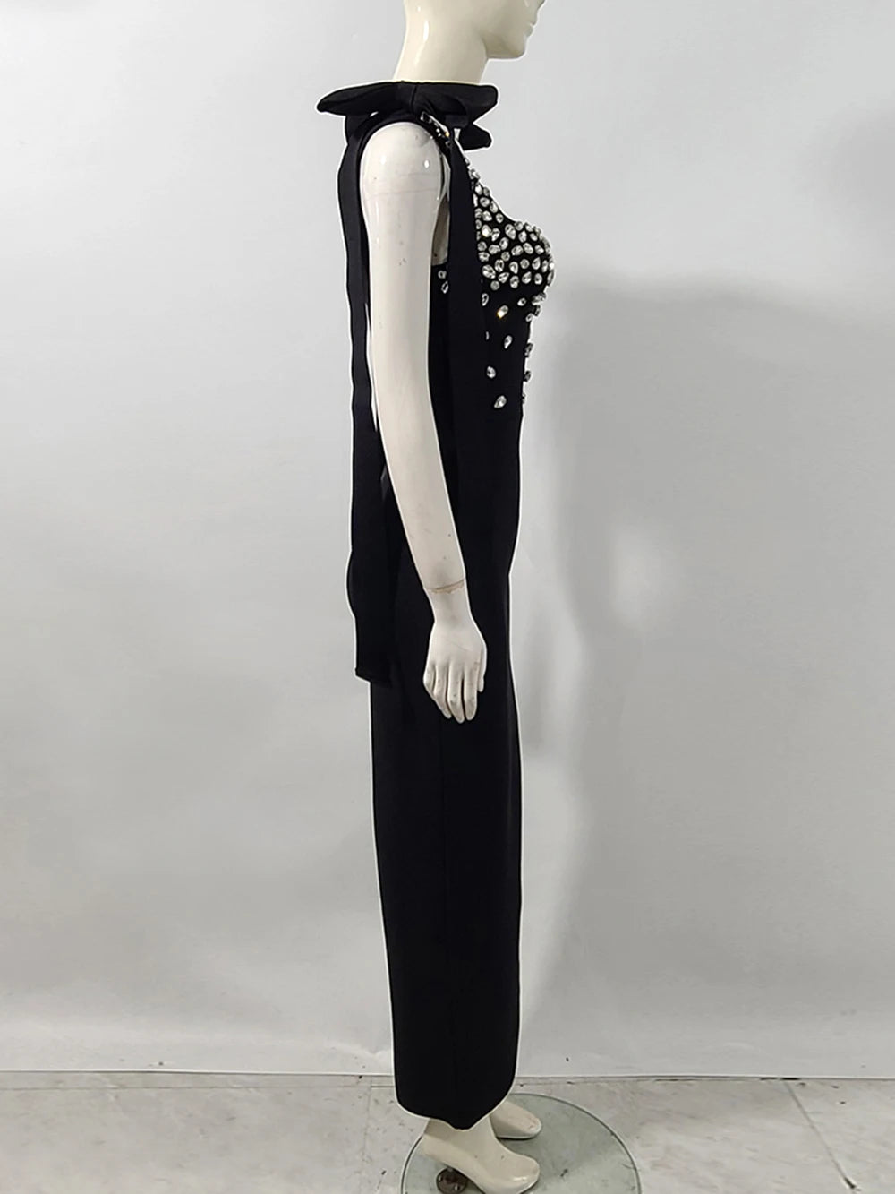 Ladies Sparkling Luxury Diamond Spaghetti Strap Backless Design Sleeveless Sexy Maxi Bandage Dress Celebrity Evening Party Gowns