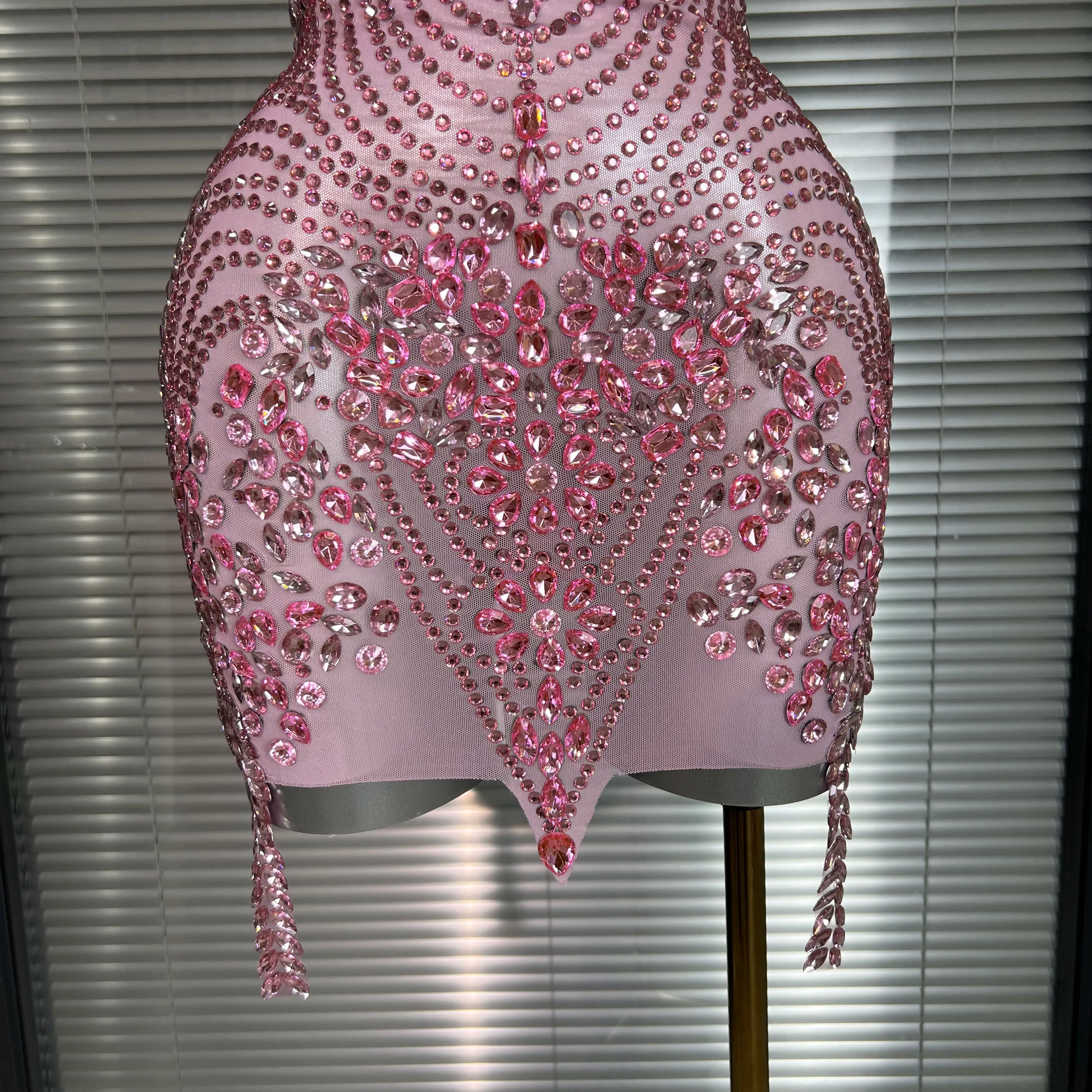 Celebrity New Women Sexy Pink Mesh Halter Stage Performance Costume Dancer Singer Night Club Mini Party Dress
