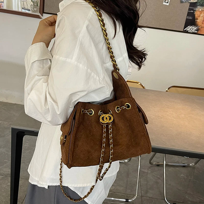 Motorcycle Hottie Rhombus Chain Bag High-End Commuter Shoulder Armpit Bag Retro Suede Crossbody Bag Bucket Bag