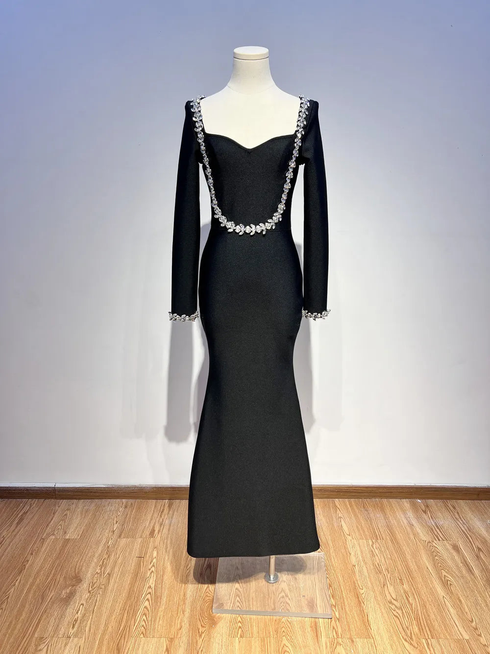 Spring Women Long Sleeve Square Collar Sparkly Crystal Bodycon Long Bandage Dress Celebrate Evening Party Outfit