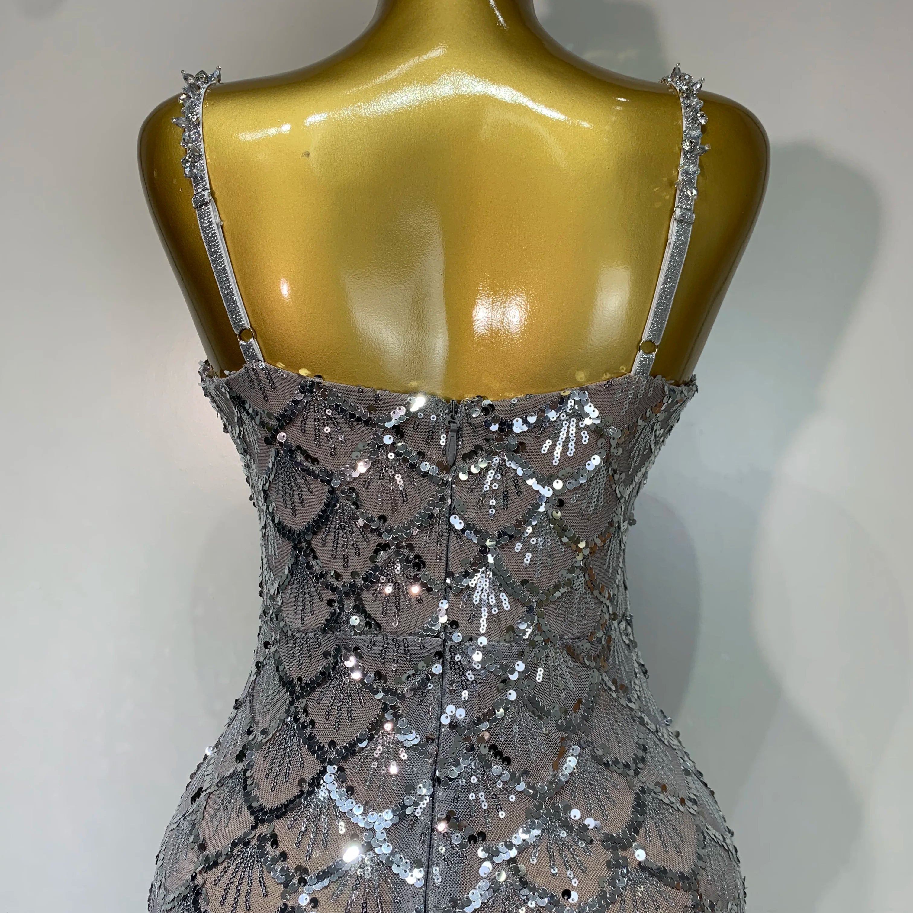 Sparkly Sequined Sleeveless Strap Women Dress V-Neck Evening Sexy Bodycon Party Club Luxurry Birthday Wedding Long Maxi Dresses