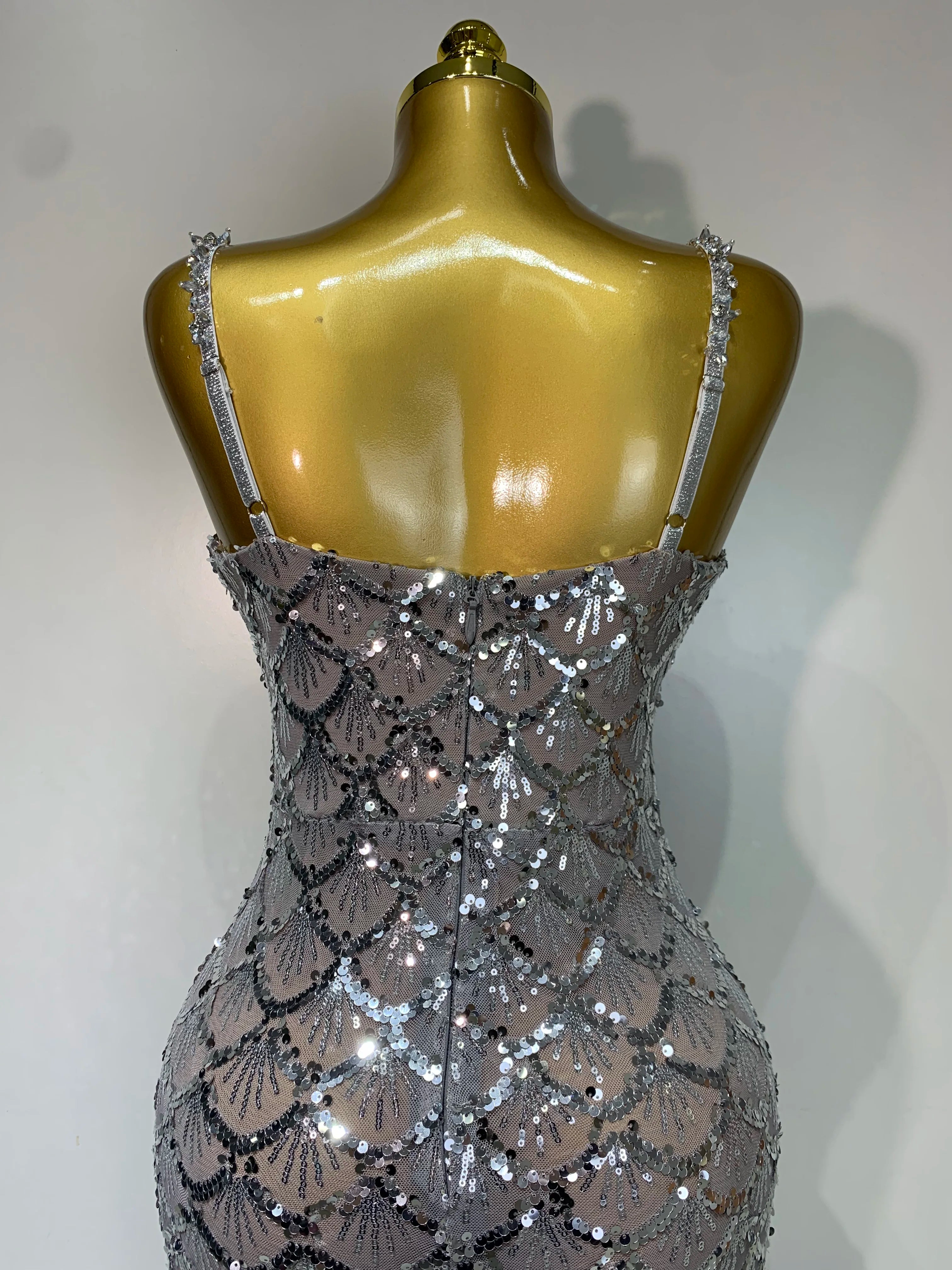 Sparkly Sequined Sleeveless Strap Women Dress V-Neck Evening Sexy Bodycon Party Club Luxurry Birthday Wedding Long Maxi Dresses