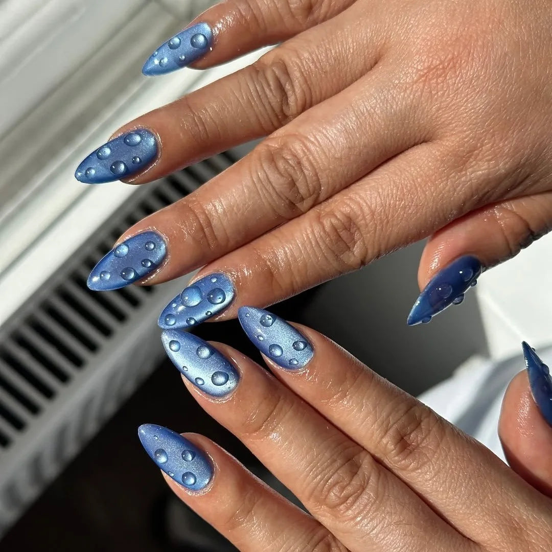 24Pcs Mid-length Almond Fake Nail with Blue Stripe Smudge Design Press on Nails for Woman Datachable Full Cover False Nails Tips