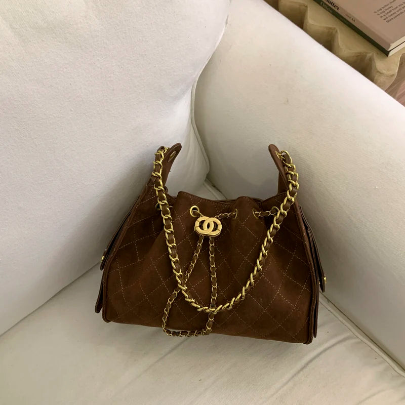 Stylish Women's Handbag Made Of Premium Leather, Elegant And Popular By Famous Designer For Daily Essentials