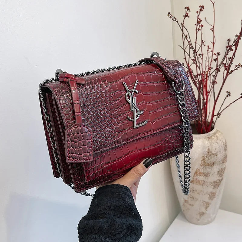 2025 New Light Luxury Bag High Sense European and American Retro Chain Bacchus Bag Fashion Shoulder Messenger Bag