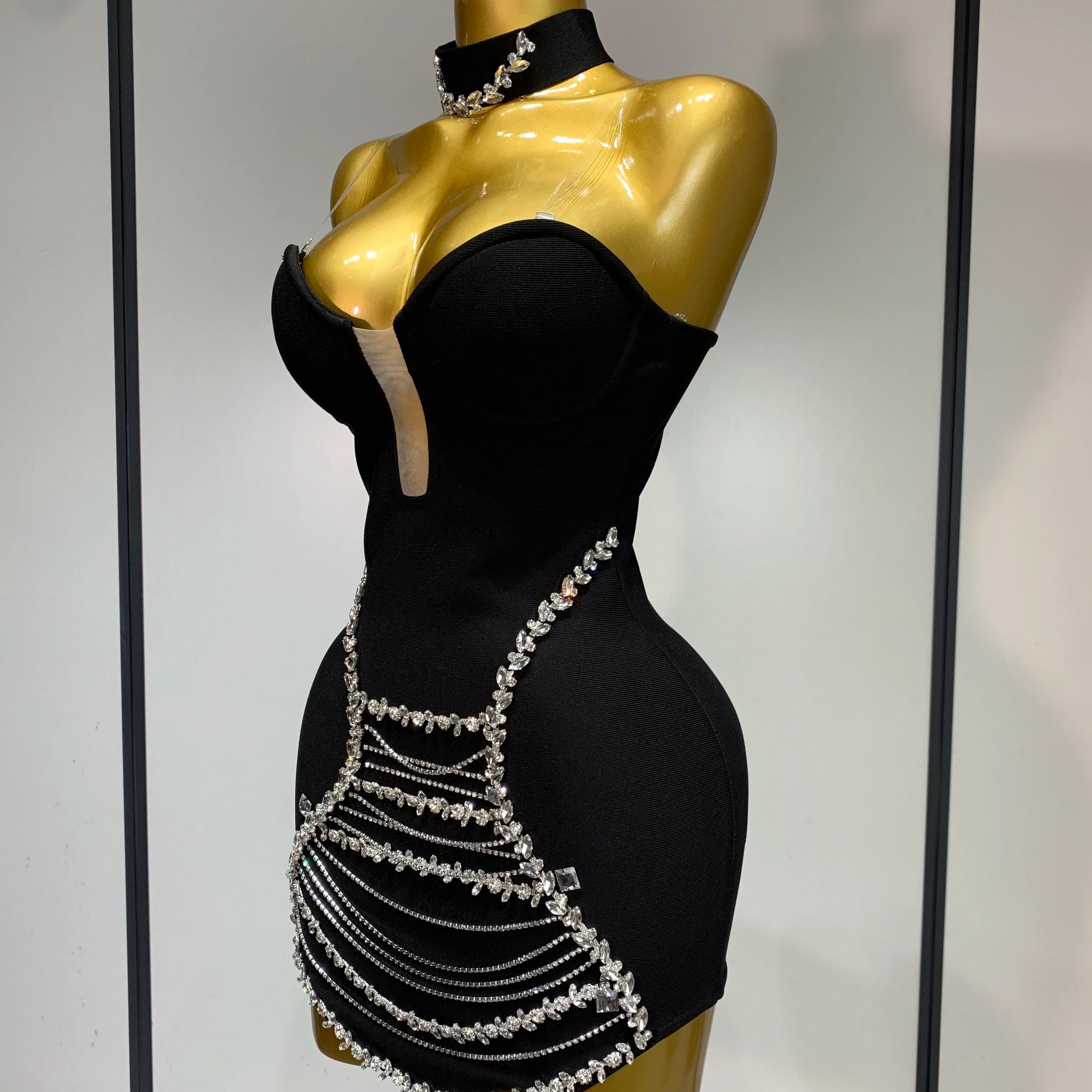 Sparkly Rhinestones Chain Bodycon Strapless Mini Bandage Dress 2025 Women Backless Luxury Birthday Evening Party Club Dresses
