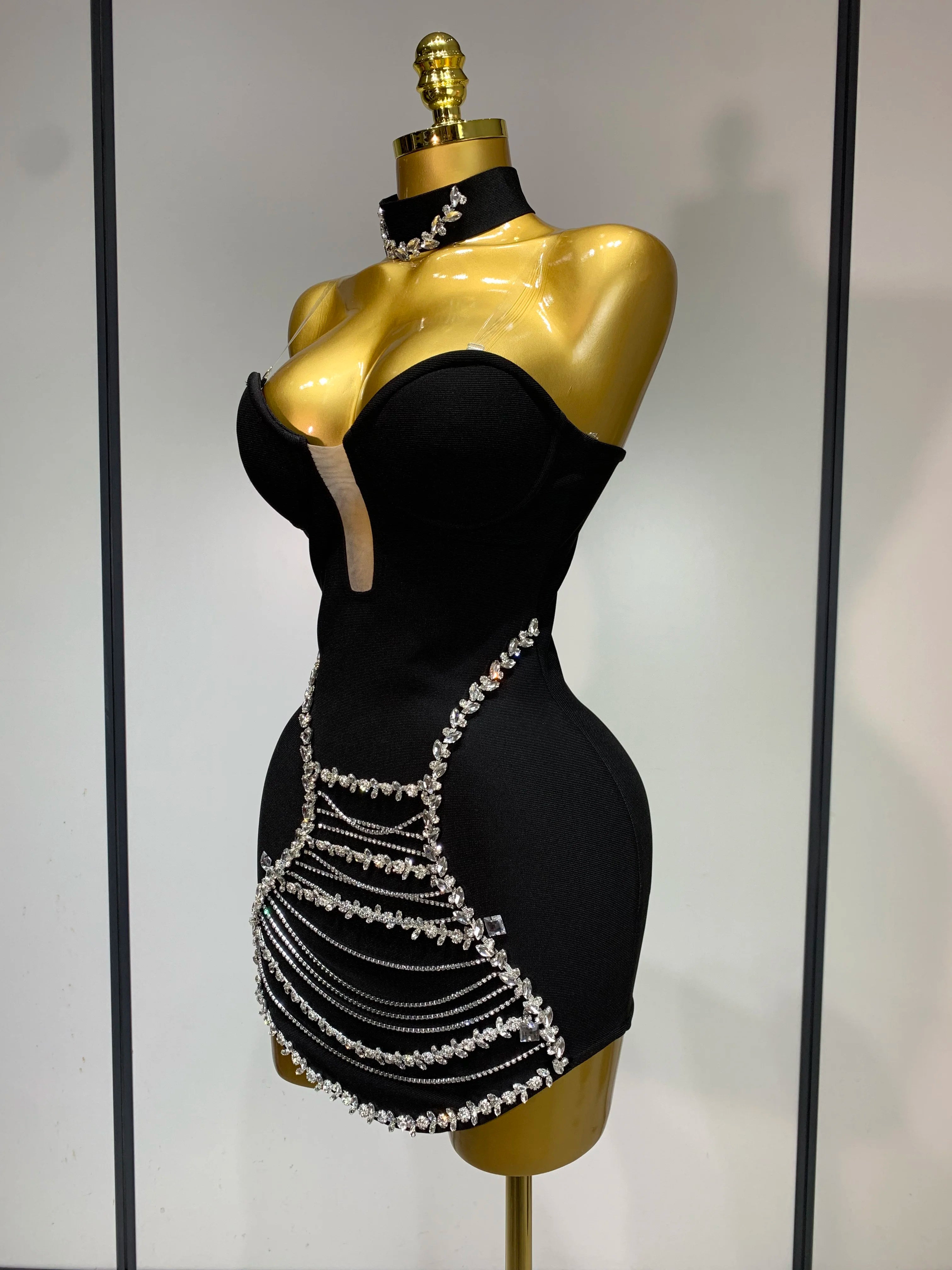 Sparkly Rhinestones Chain Bodycon Strapless Mini Bandage Dress 2025 Women Backless Luxury Birthday Evening Party Club Dresses