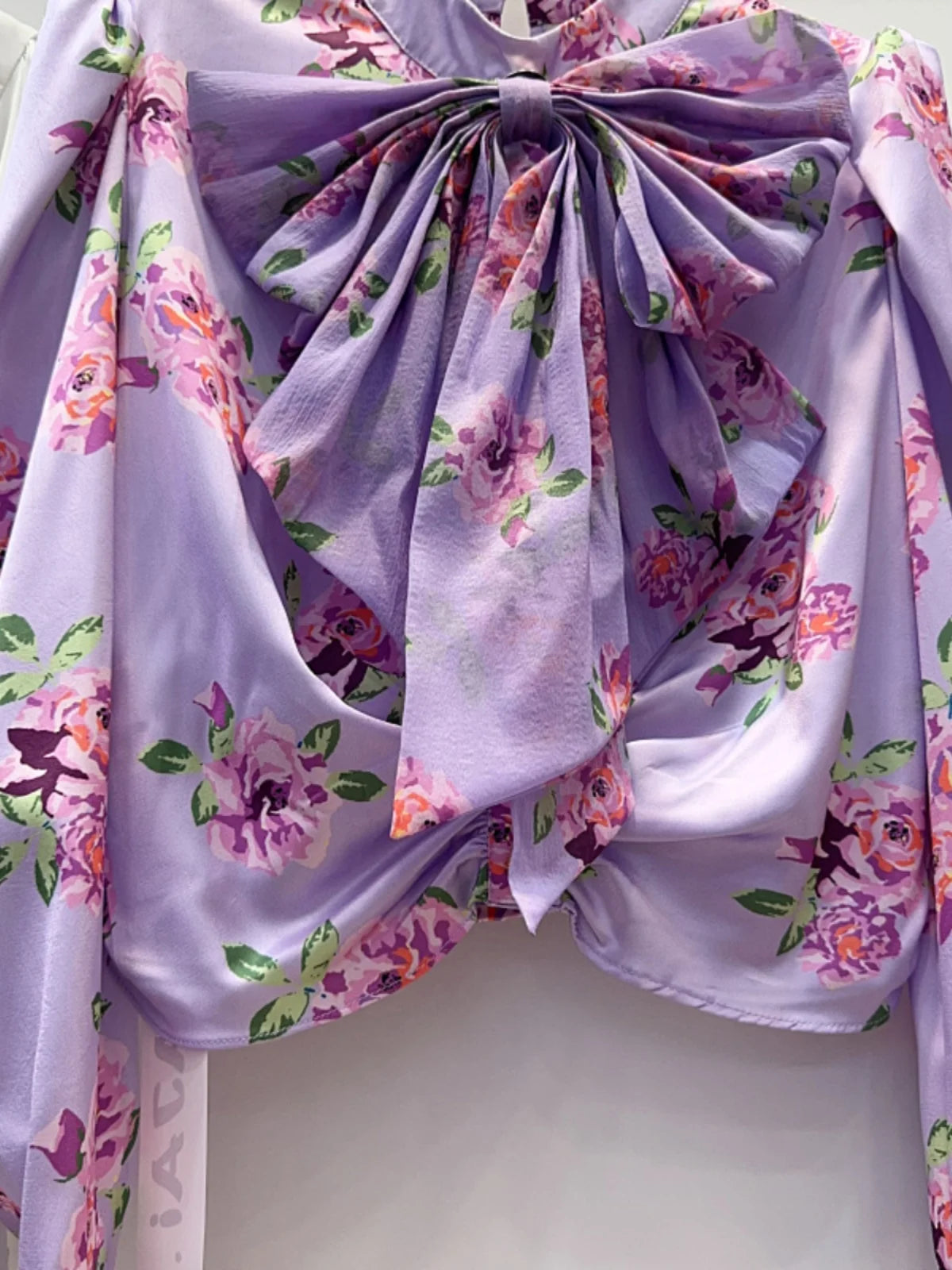 Blusas de flores quebradas, camisas e blusas com laço, elegantes, para mulheres, manga comprida, estilo coreano, 2025