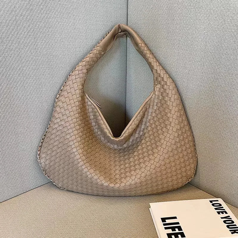 Woven Bag French High-end Women's Atmospheric Versatile One Shoulder Underarm Bag Niche Texture Portable Commuting Bag 6