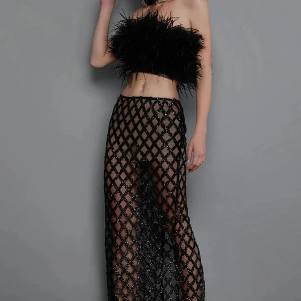 Europe And The United States Sexy New Fashion Wrap Chest Feather Decoration Split Shoulder Bare Backpack Hip Skirt Sexy Color