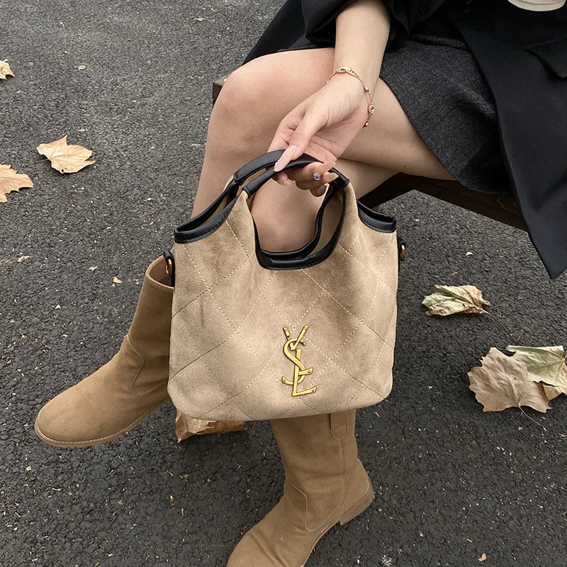 ‌2025 New Bucket Bag, Designer Quilted Crossbody Bag for Women, Large Capacity Chain Shoulder Purse, Korean Style Handbag