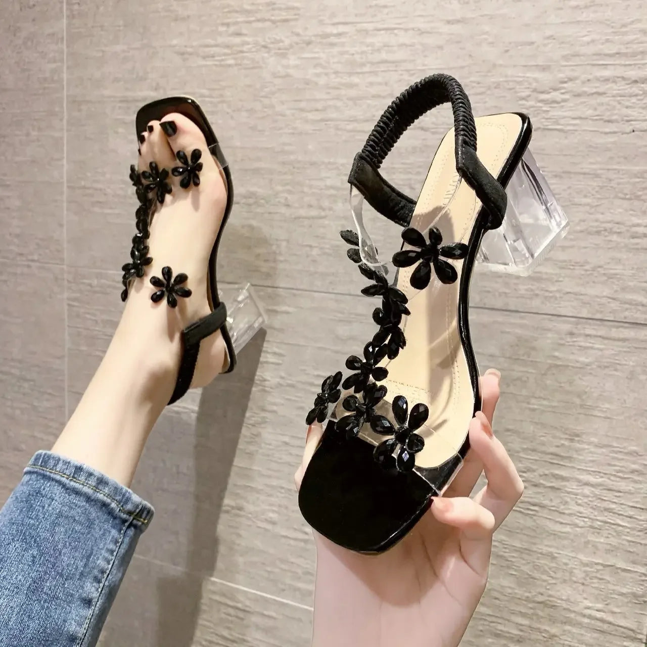 Sandals Women Summer Fashion Women's Sandals Flowers Rhinestone Sandals Transparent Root Open Toe Woman Heeled Shoes black