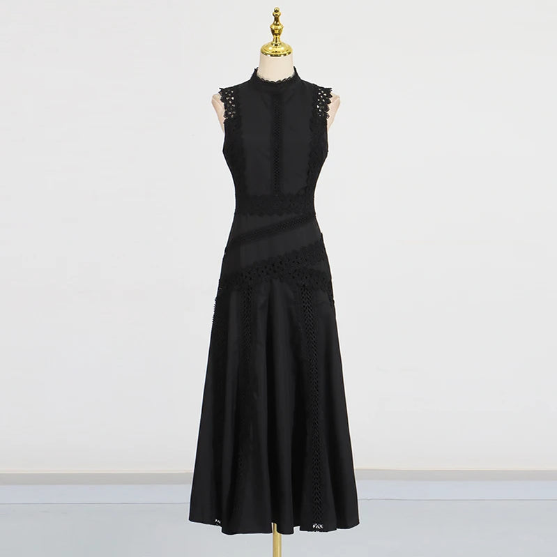 TWOTWINSTYLE Solid Slimming Spliced Hollow Out Dresses for Women Round Neck Sleeveless Patchwork Lace Dress Female Clothing New