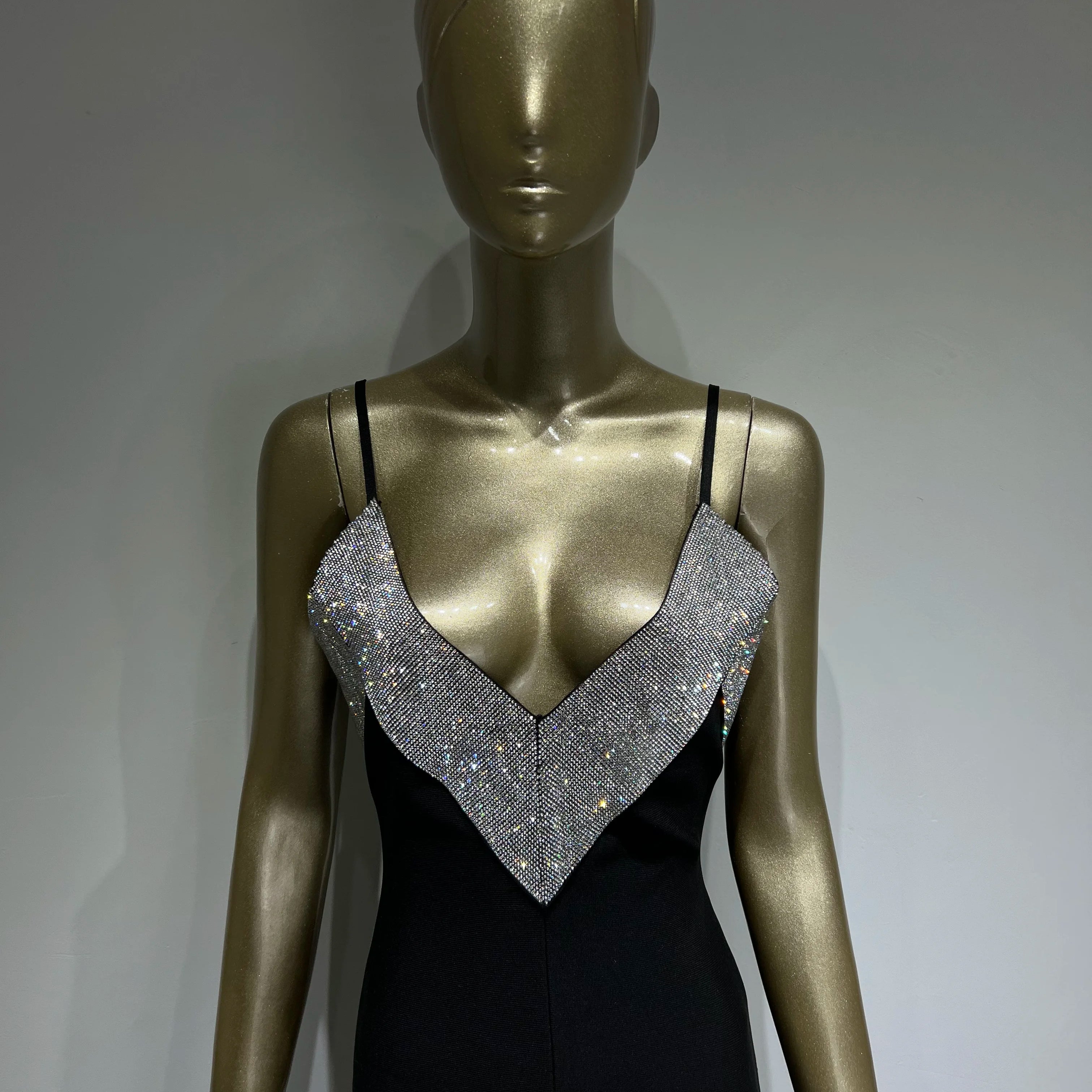 Women Summer Sexy V Neck Backless Crystal Black Diamonds Maxi Long Bandage Dress 2023 Knitted Elegant Evening Club Party Dress