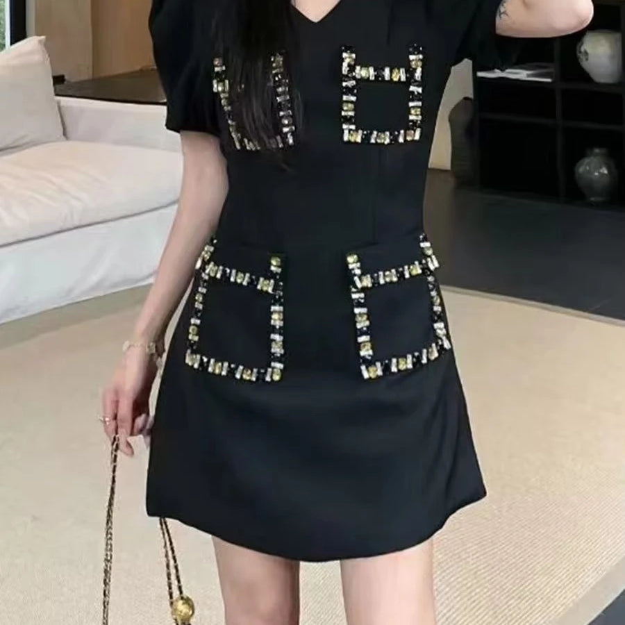 TWOTWINSTYLE Solid Slimming Spliced Pockets Dresses for Women V Neck Short Sleeves Patchwork Bead Elegant Dress Female Clothing