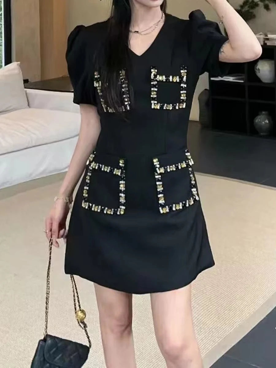 TWOTWINSTYLE Solid Slimming Spliced Pockets Dresses for Women V Neck Short Sleeves Patchwork Bead Elegant Dress Female Clothing