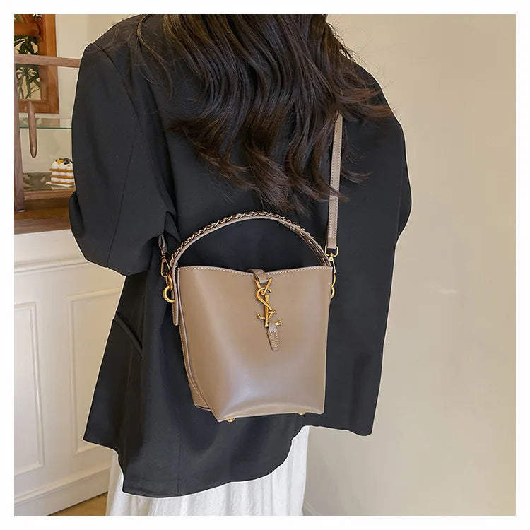 Affordable Luxury Bucket Bag 2025, Designer Women's Tote with Top Handle, Exclusive Crossbody & Shoulder Bag for Work and Casual