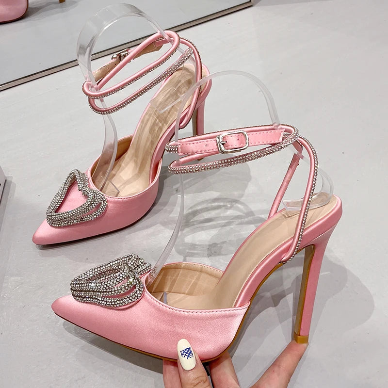 Fashion Runway Style Glitter Rhinestones Women Pumps Crystal Heart Shape Buckle Summer Lady High Heels Party Prom Shoes Pink