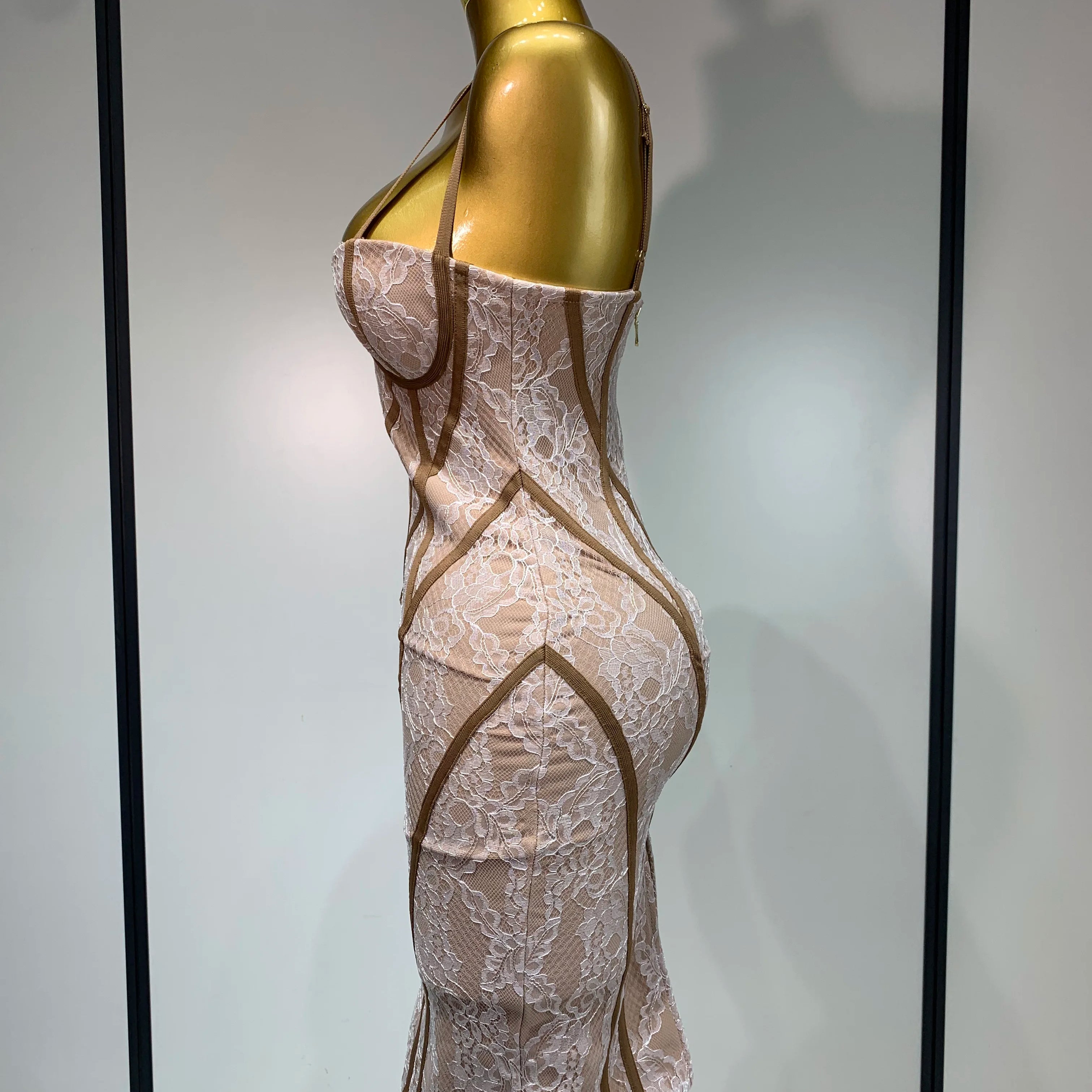 Luxury Birthday Dress Women 2025 Khaki Spaghetti Strap Lace Sexy Bodycon Celebrity Elegant Cocktail Club Party Bandage Dress