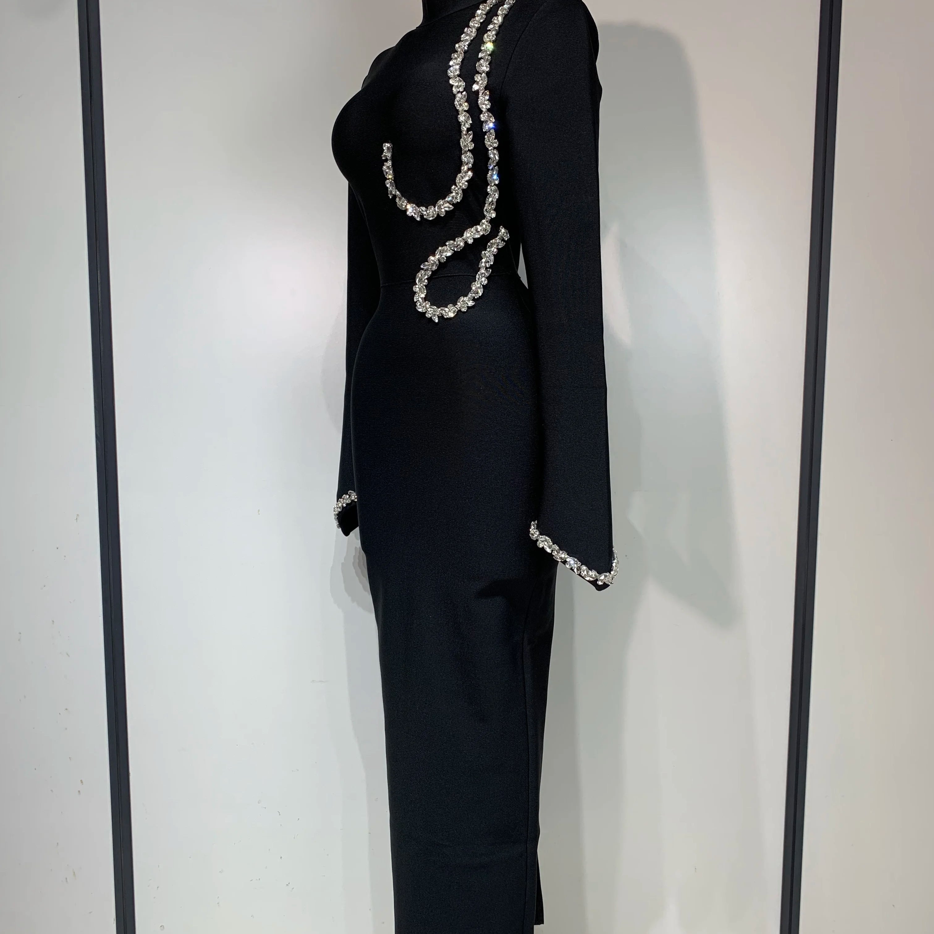 Women Sexy Long Sleeve Diamonds Maxi Long Bodycon Bandage Dress 2025 Celebrity Elegant Evening Party Luxury Birthday Dresses