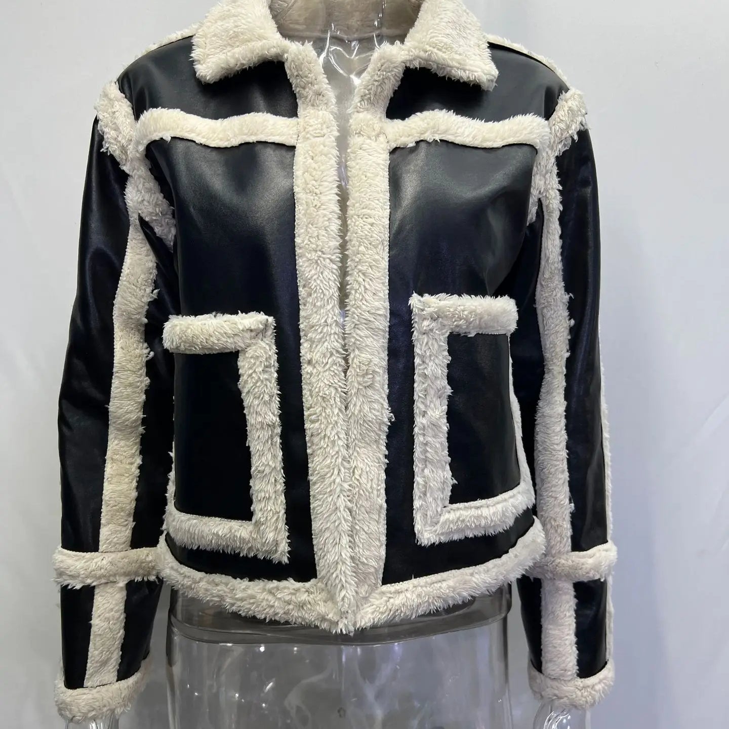 Winter Retro Fleece Splicing Woman Short Jackets Fashion Faux Shearling Sheepskin Coat Women Locomotive Jacket Coats