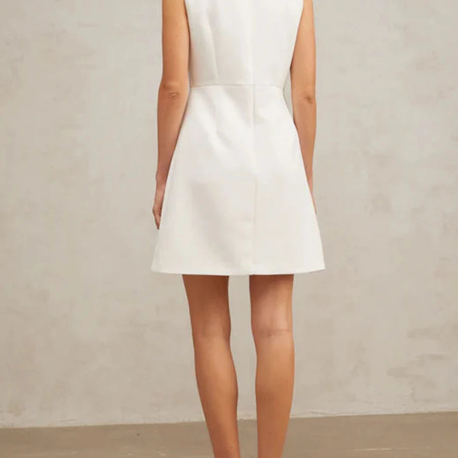 TWOTWINSTYLE Solid Slimming Elegant Dresses for Women Round Neck Sleeveless Patchwork Bead Fashion Mini Dress Female Clothing