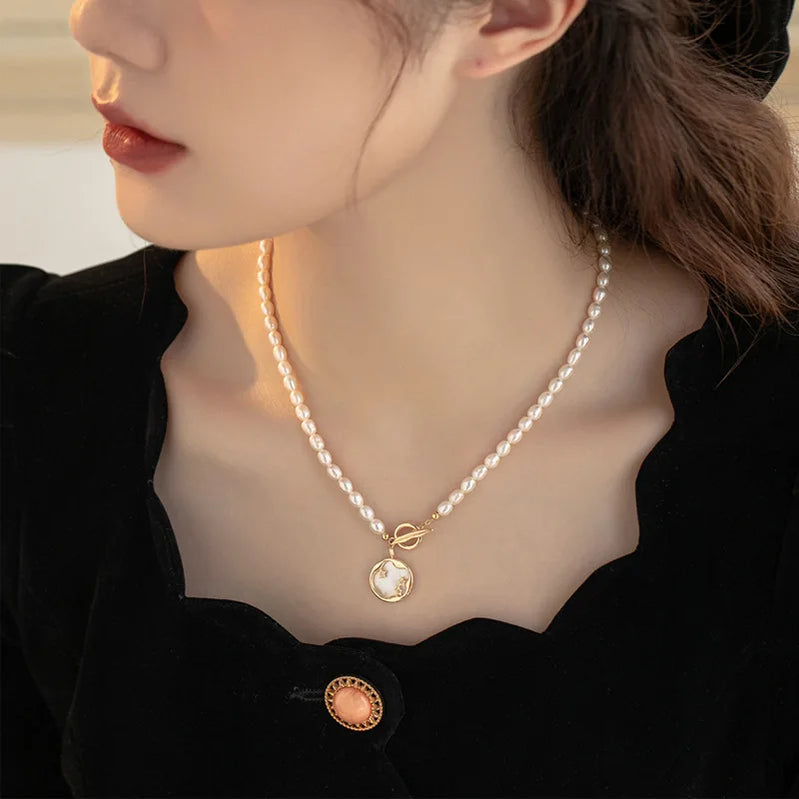 SUYU Women's Light Luxury Freshwater Pearl Necklace Elegant and Fashionable Versatile Xiaomi Grain Pendant Necklace four