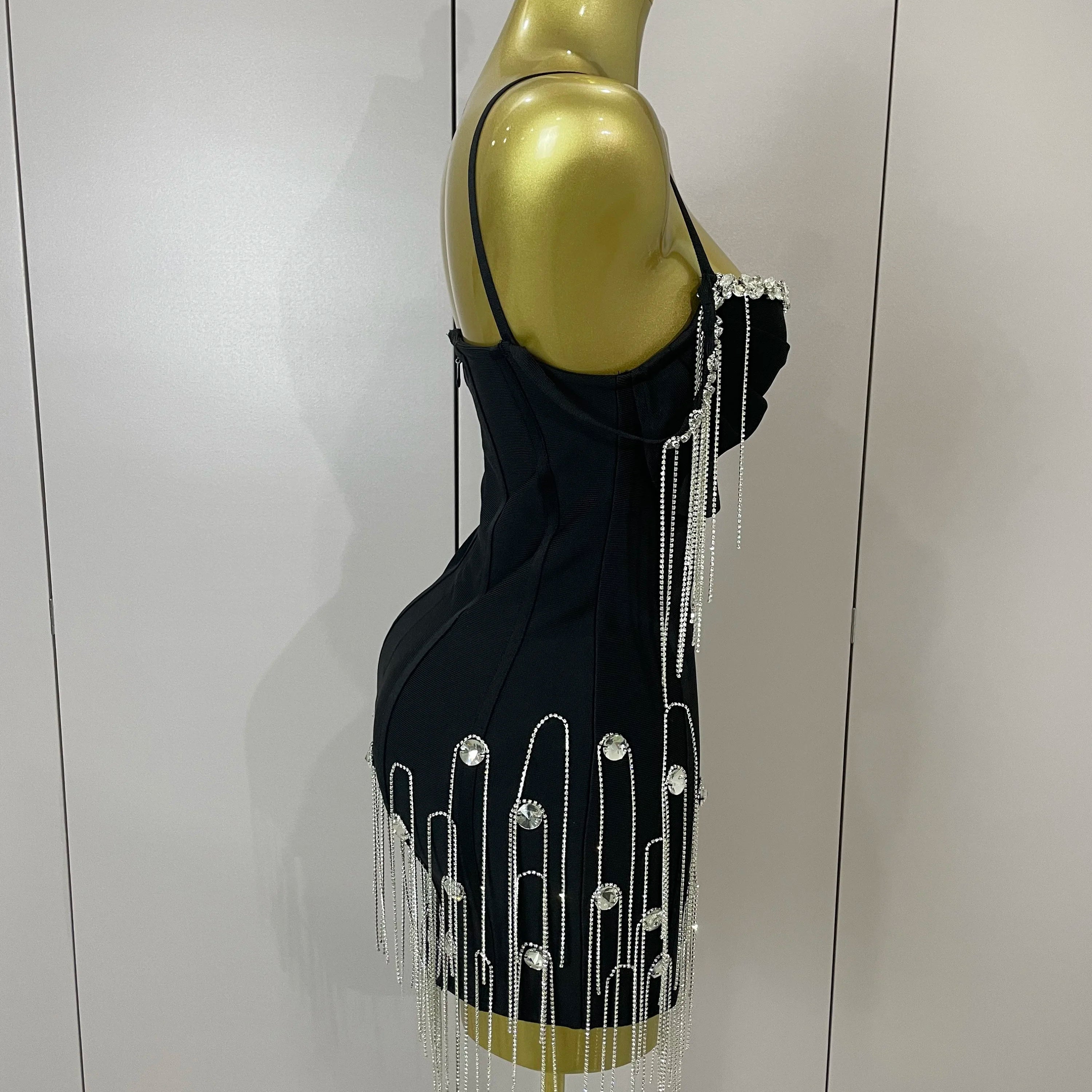 Sexy Backless Spaghetti Strap Black Sleeveless Bodycon Bandage Dress Women Elegant Prom Gown Club Evening Party Birthday Dresses