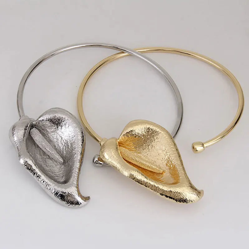 Bilandi Fashion Jewelry European and American Design Metal Flower Choker Necklace For Women Accessories Gifts Trend New