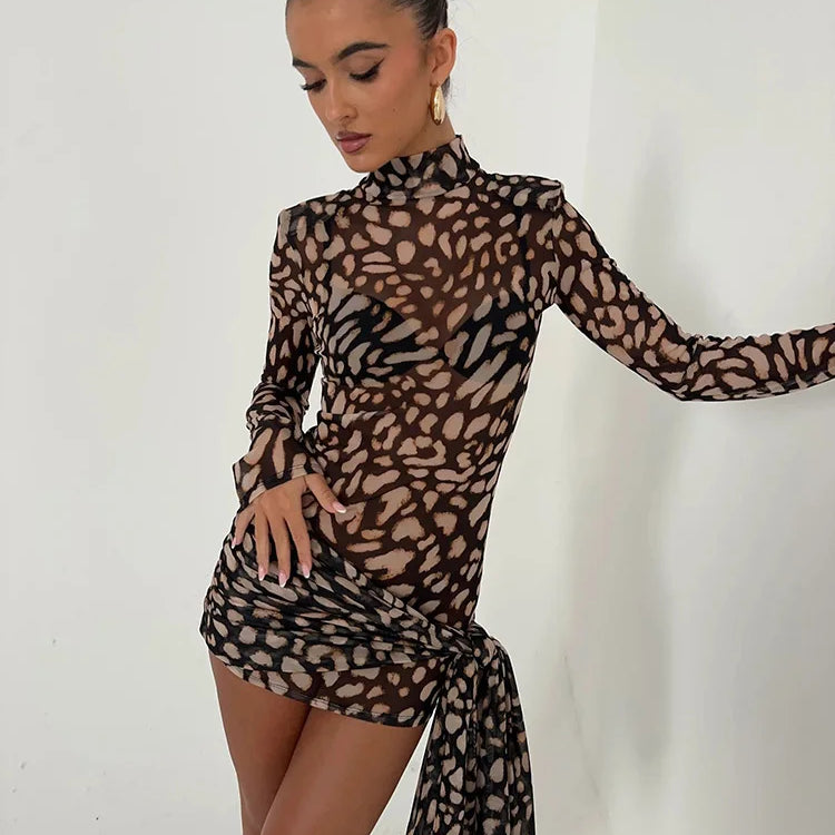 Mini robe sexy en maille à imprimé léopard pour femme, tenue tendance à col roulé, drapée, froncée, taille haute, tenue de club